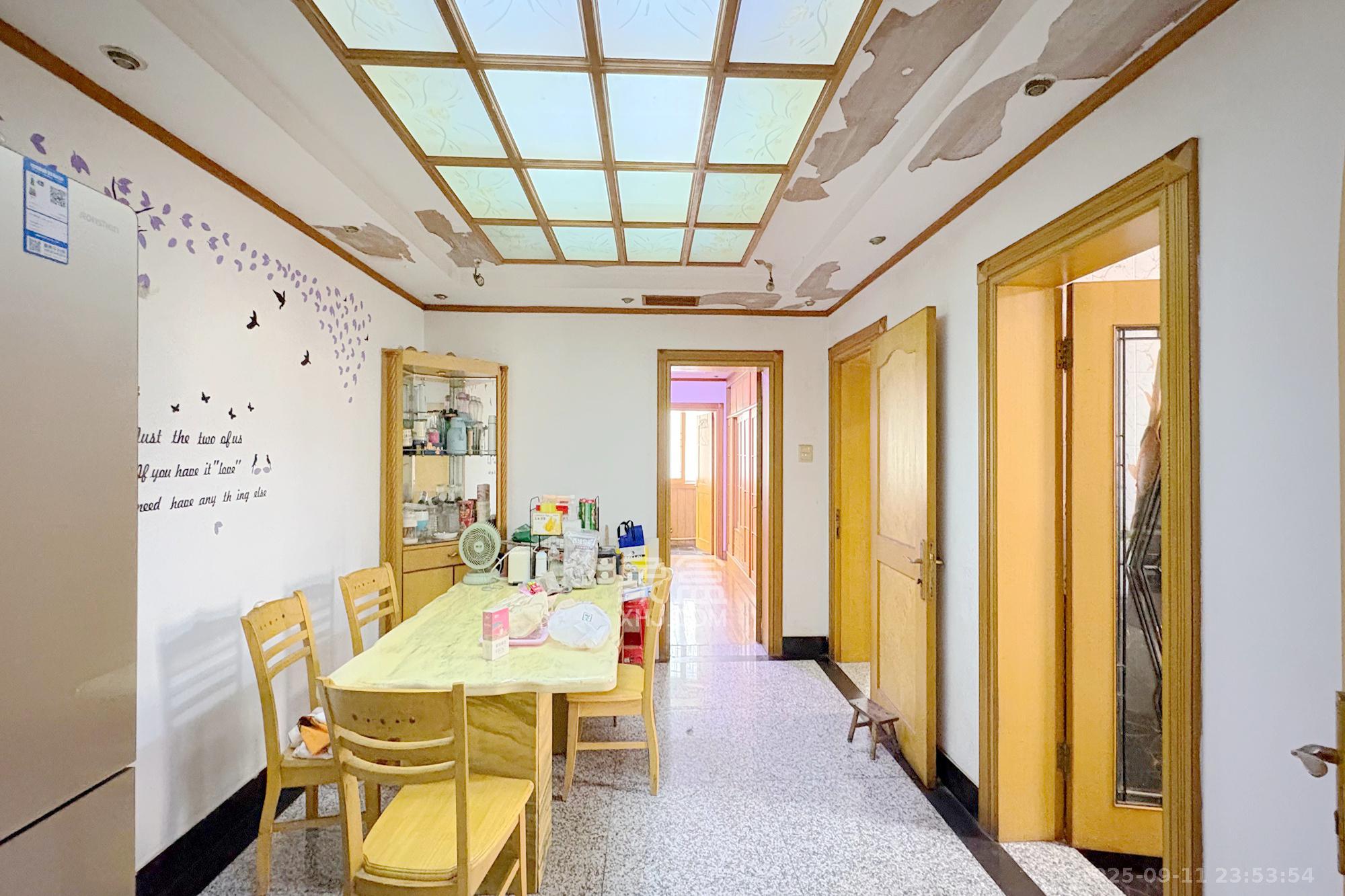 和光公寓  3室2厅2卫    82.8万 和光公寓  3室2厅2卫    82.8万其他