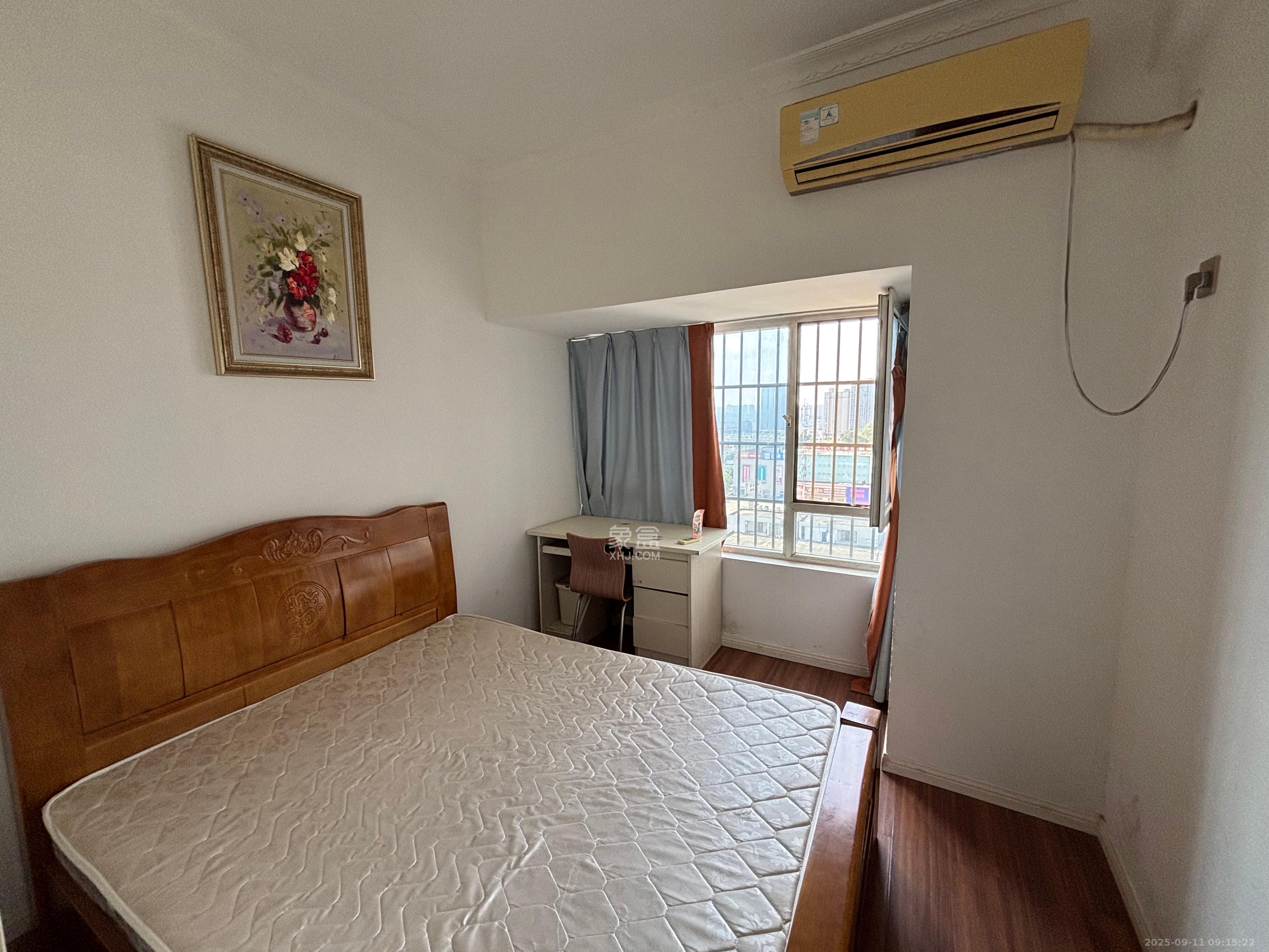 红区抽屉 3室0厅0卫 2800.0元/月 红区抽屉 3室0厅0卫 2800.0元/月室内图