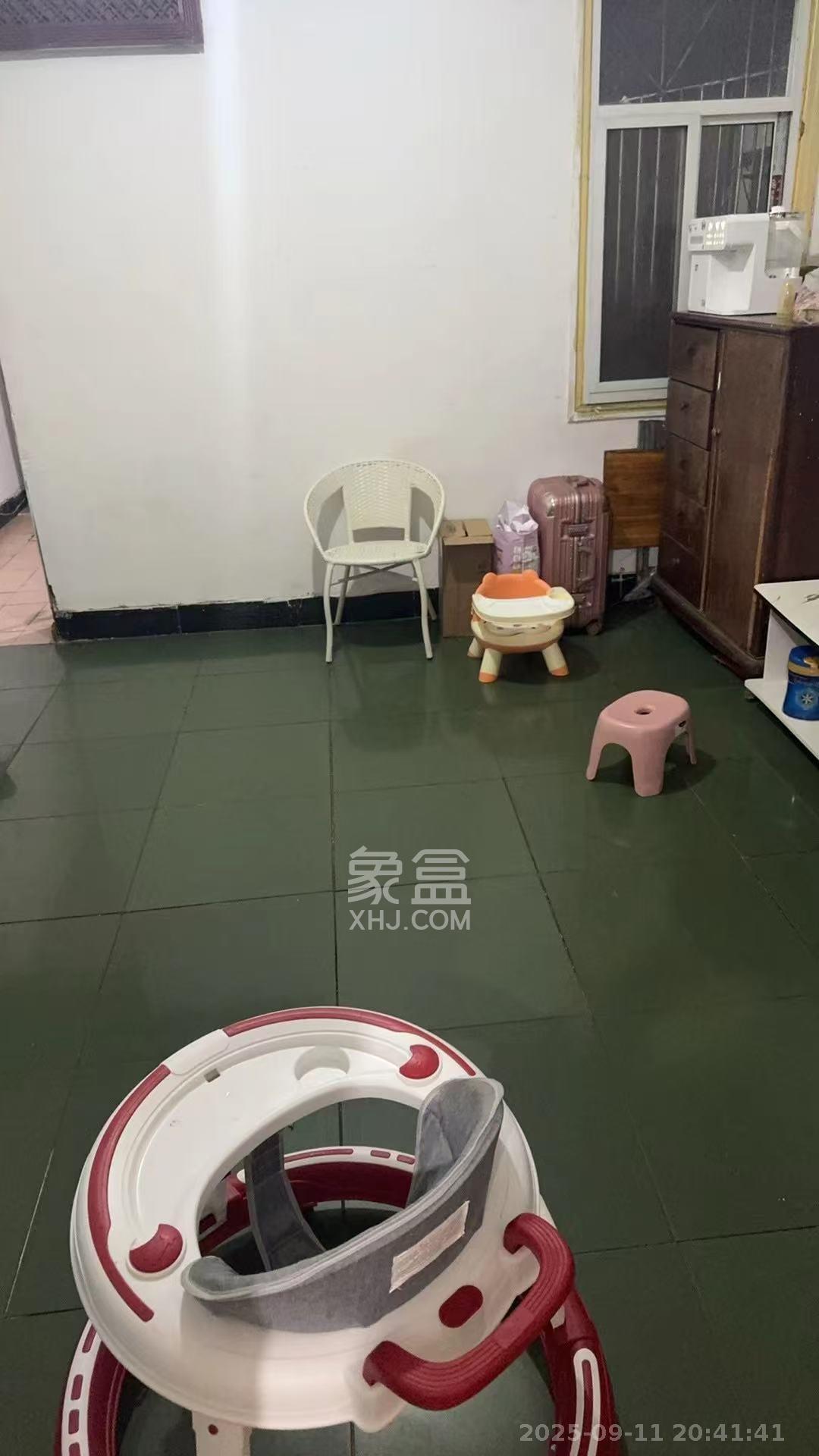 邵阳坪散盘 2室1厅1卫 1400.0元/月 邵阳坪散盘 2室1厅1卫 1400.0元/月室内图