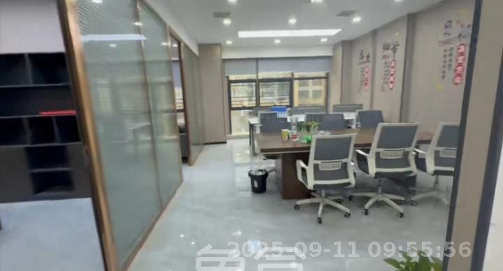 御溪国际 1室1厅1卫 5500.0元/月 御溪国际 1室1厅1卫 5500.0元/月室内图