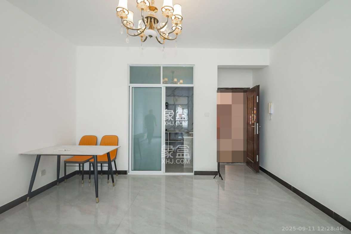 丽都桃源(金峰北院二期)  3室2厅2卫    2200.0元/月 丽都桃源(金峰北院二期)  3室2厅2卫    2200.0元/月室内图