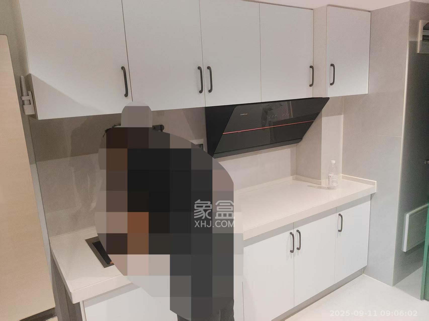 绿地V岛 1室0厅0卫 2200.0元/月 绿地V岛 1室0厅0卫 2200.0元/月室内图