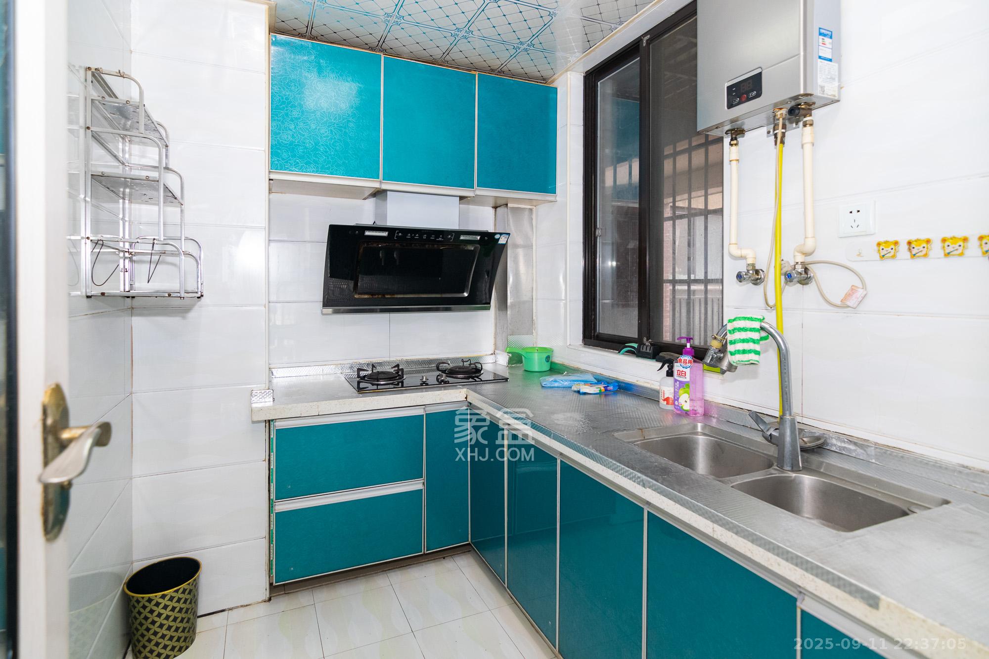 新城国际花都 2室2厅1卫 45.88万 新城国际花都 2室2厅1卫 45.88万厨房