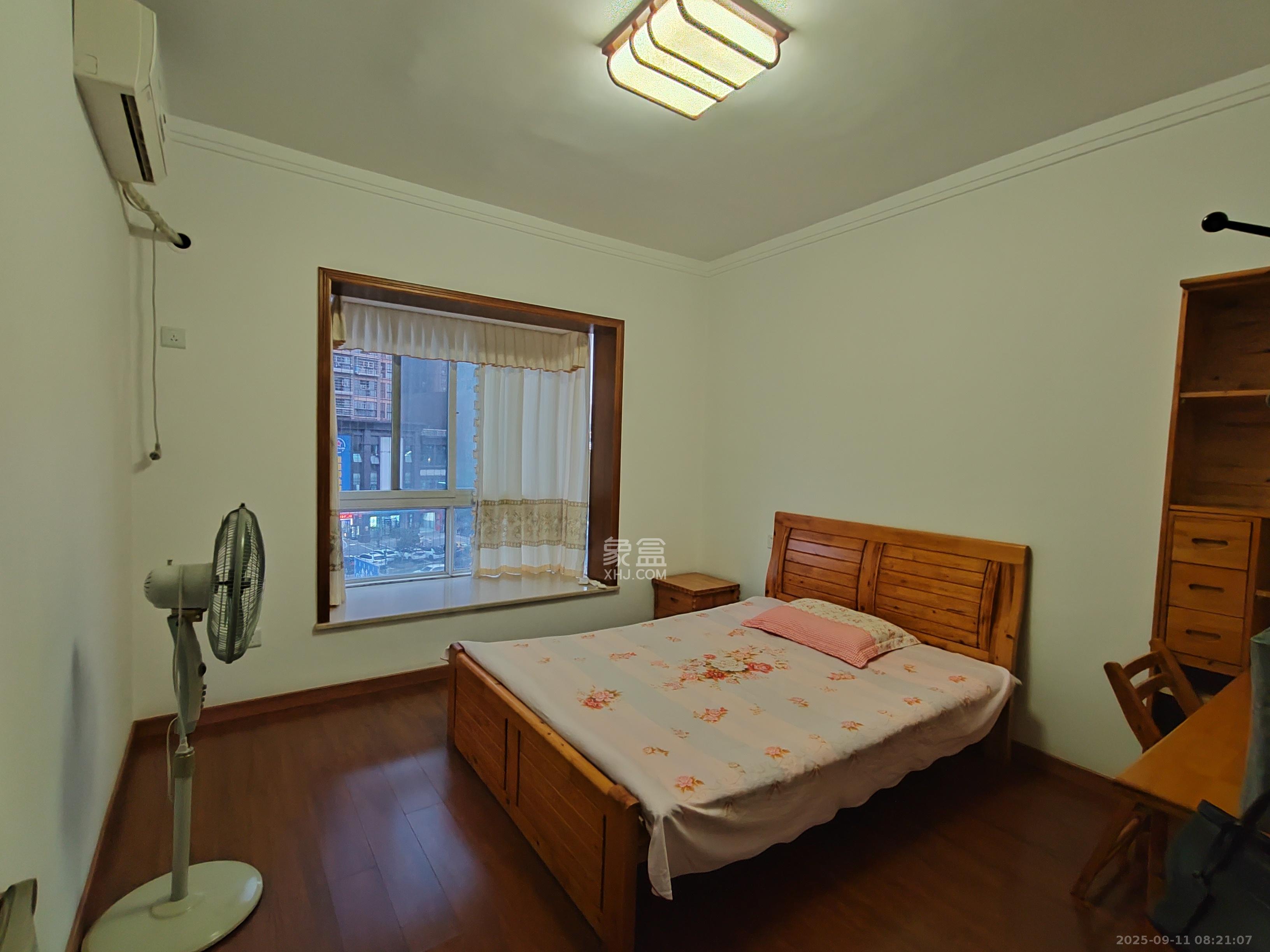 博雅湘水湾  2室2厅2卫    1700.0元/月室内图