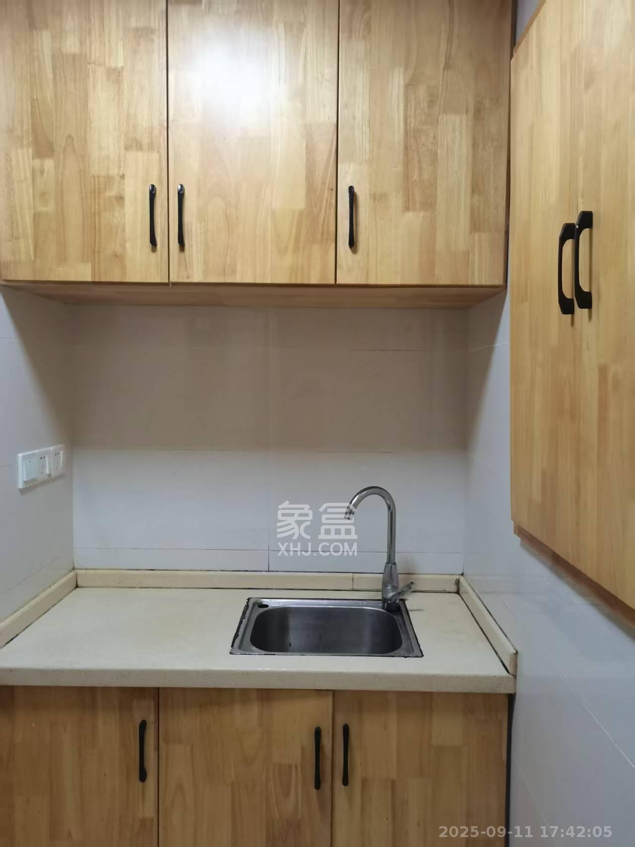 富雅坪社区(红墙巷) 2室1厅1卫 1900.0元/月 富雅坪社区(红墙巷) 2室1厅1卫 1900.0元/月室内图