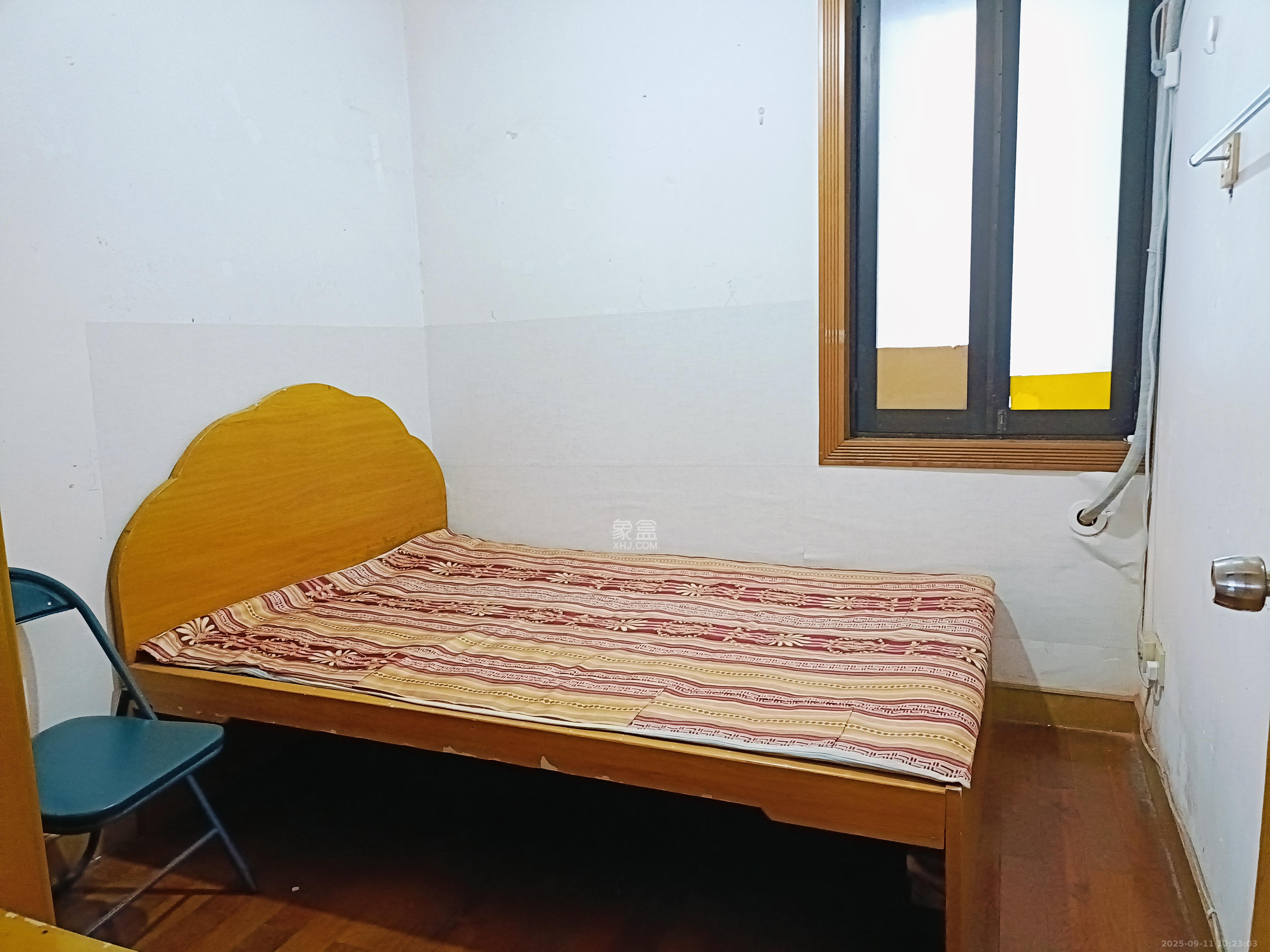 福乐凯公寓  3室1厅2卫    2400.0元/月室内图