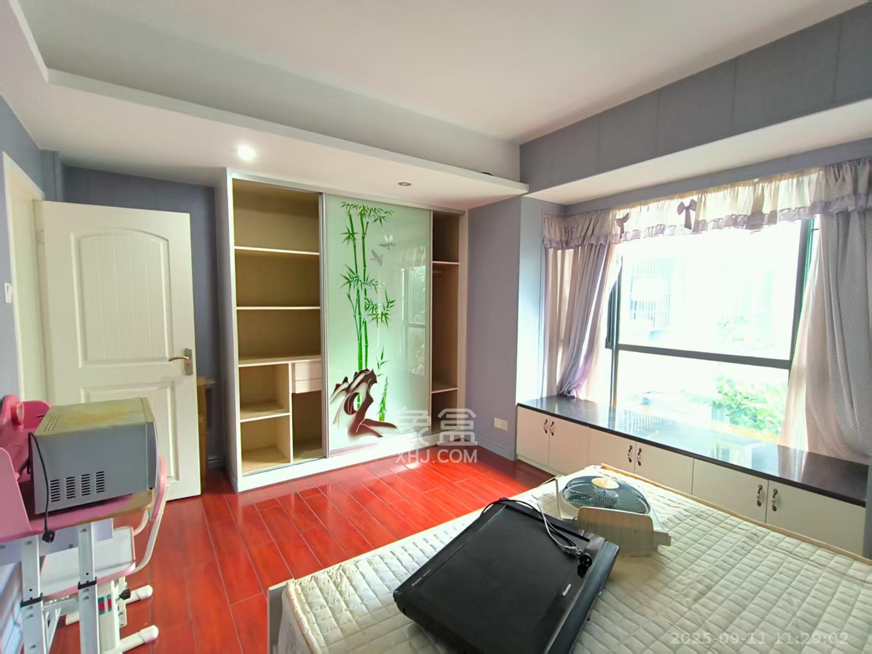 湘域中央  3室1厅2卫    4500.0元/月 湘域中央  3室1厅2卫    4500.0元/月室内图