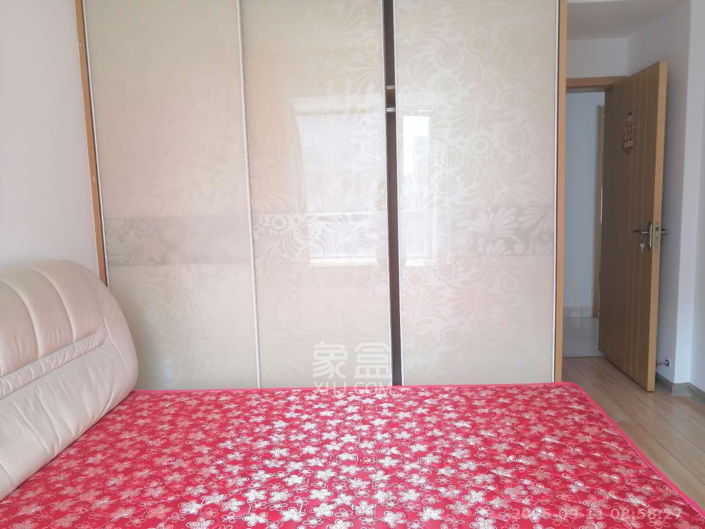 华天苑  3室2厅1卫    2600.0元/月室内图