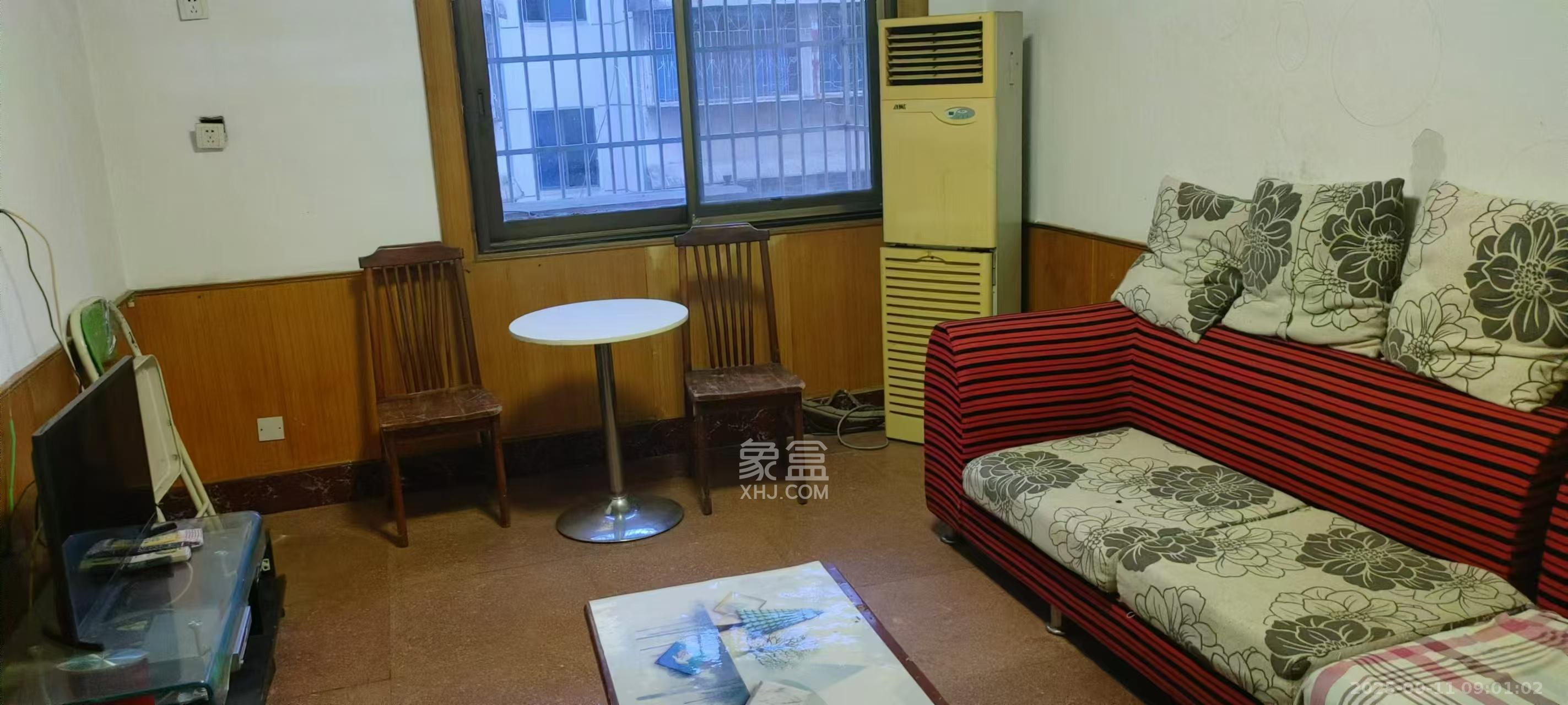 路桥宿舍 2室1厅1卫 1200.0元/月 路桥宿舍 2室1厅1卫 1200.0元/月室内图