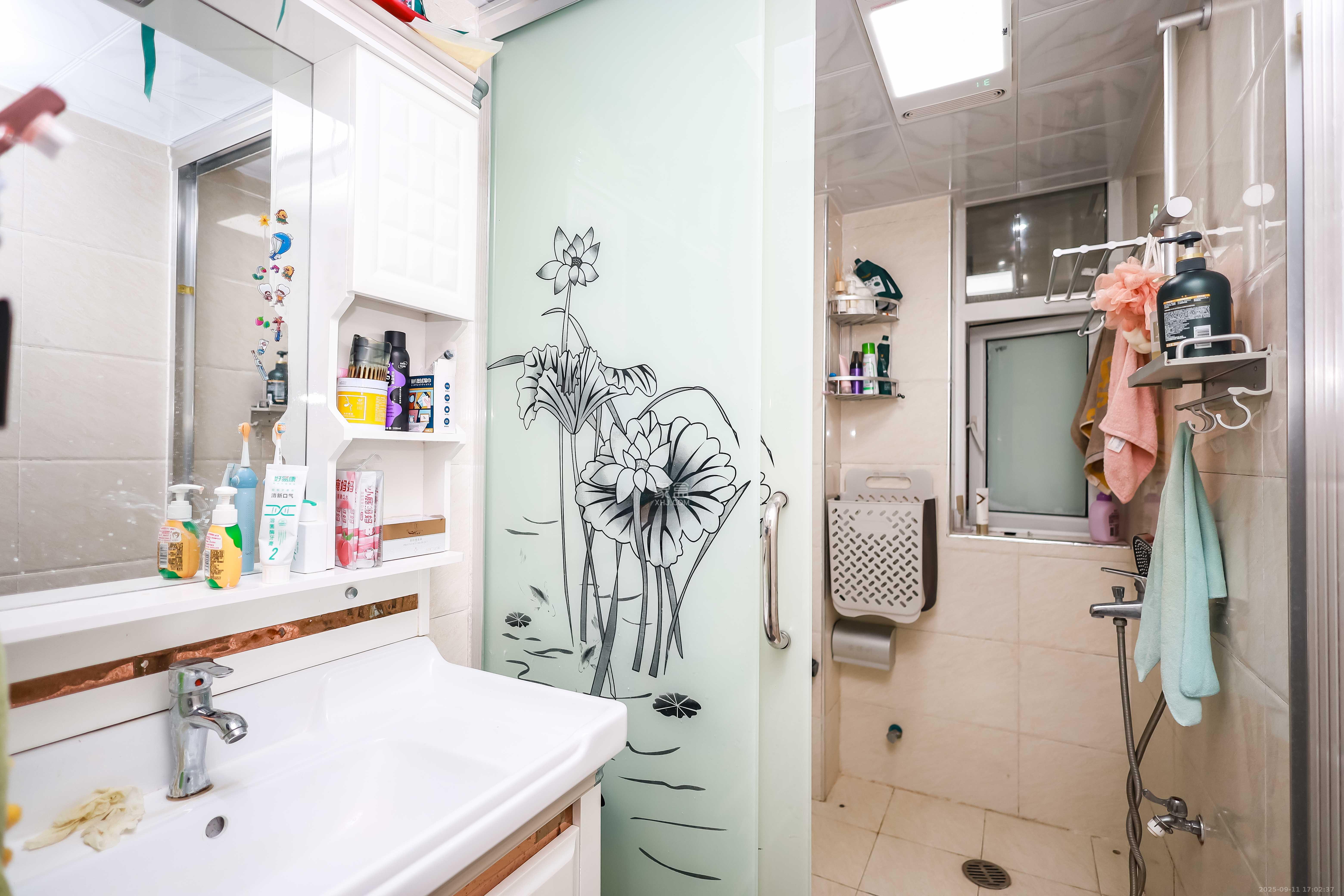 天麓尚层 3室2厅1卫 69.8万 天麓尚层 3室2厅1卫 69.8万卫生间