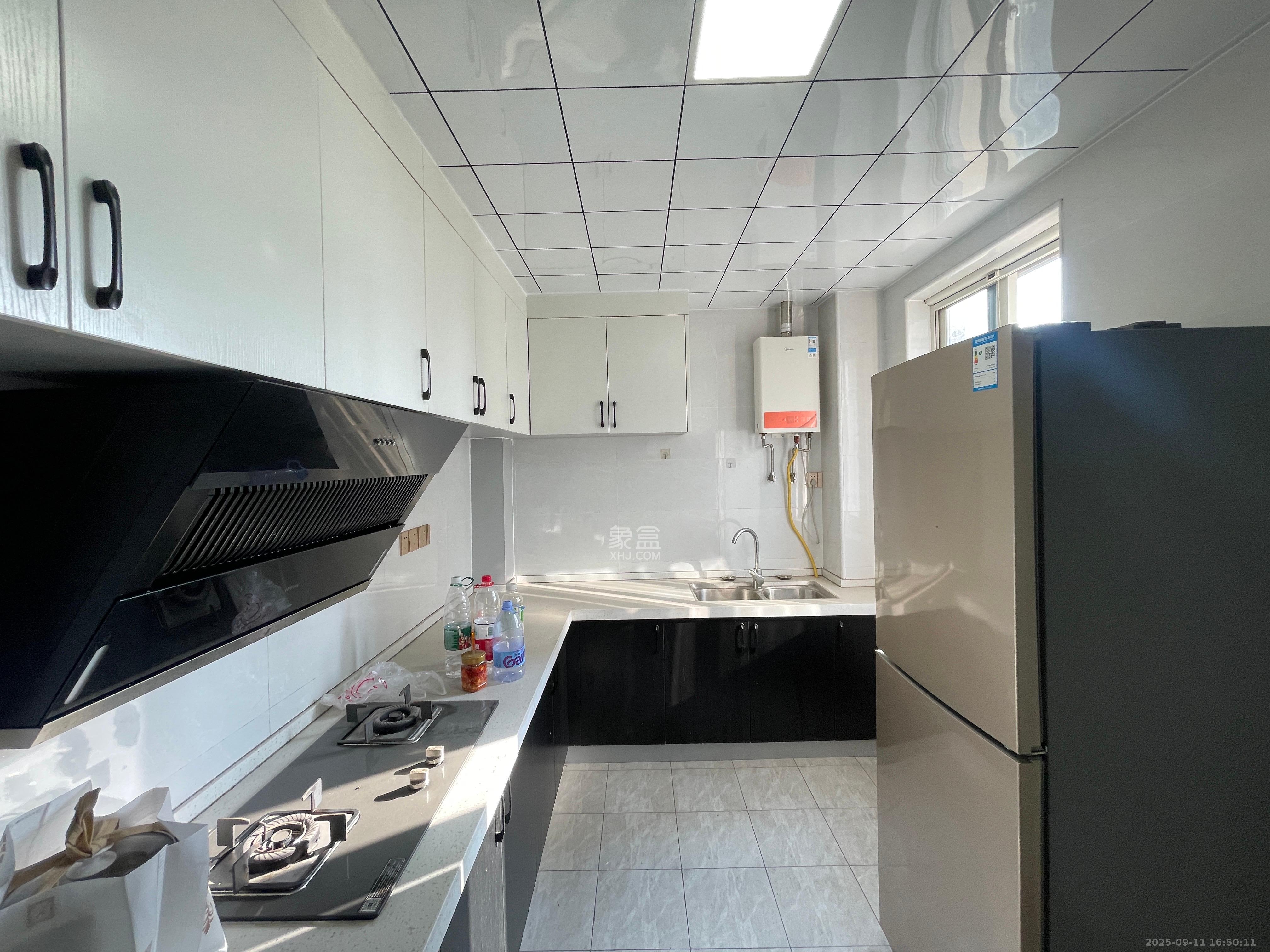 北辰三角洲E7区  4室2厅2卫    4600.0元/月室内图