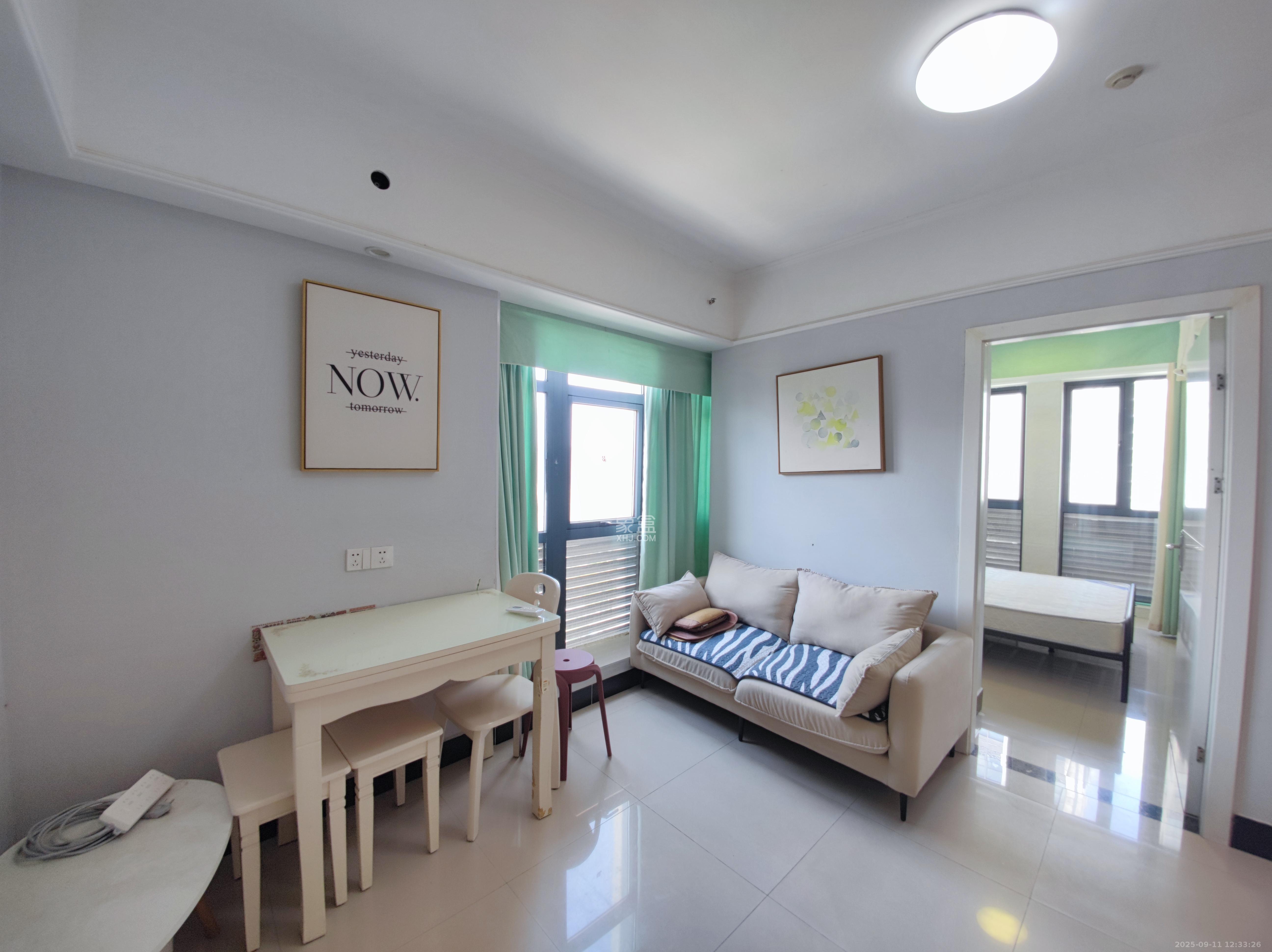 欧亚达国际广场  2室1厅1卫    2200.0元/月室内图