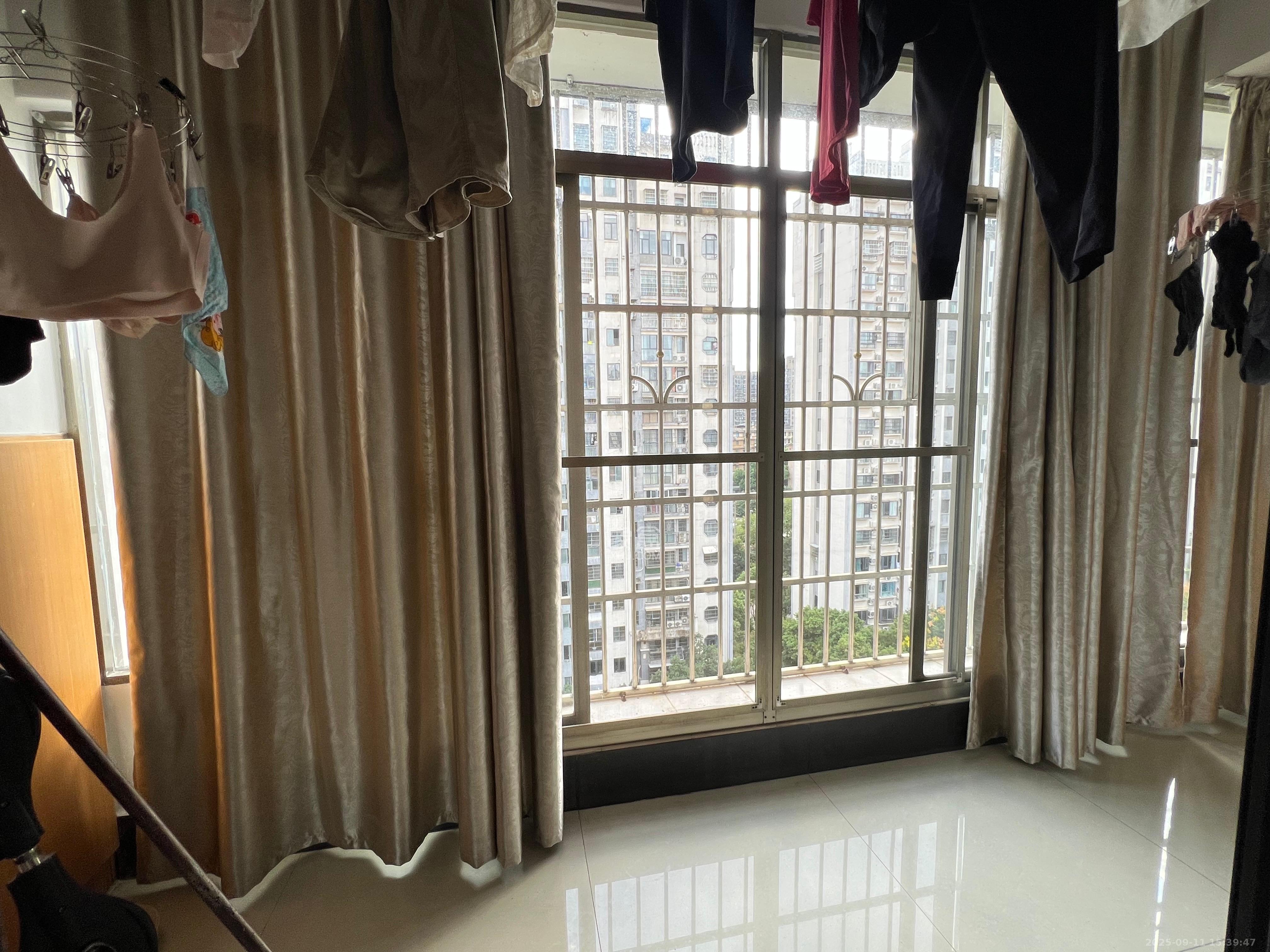 西子湖畔沃府 3室2厅2卫 3200.0元/月 西子湖畔沃府 3室2厅2卫 3200.0元/月室内图