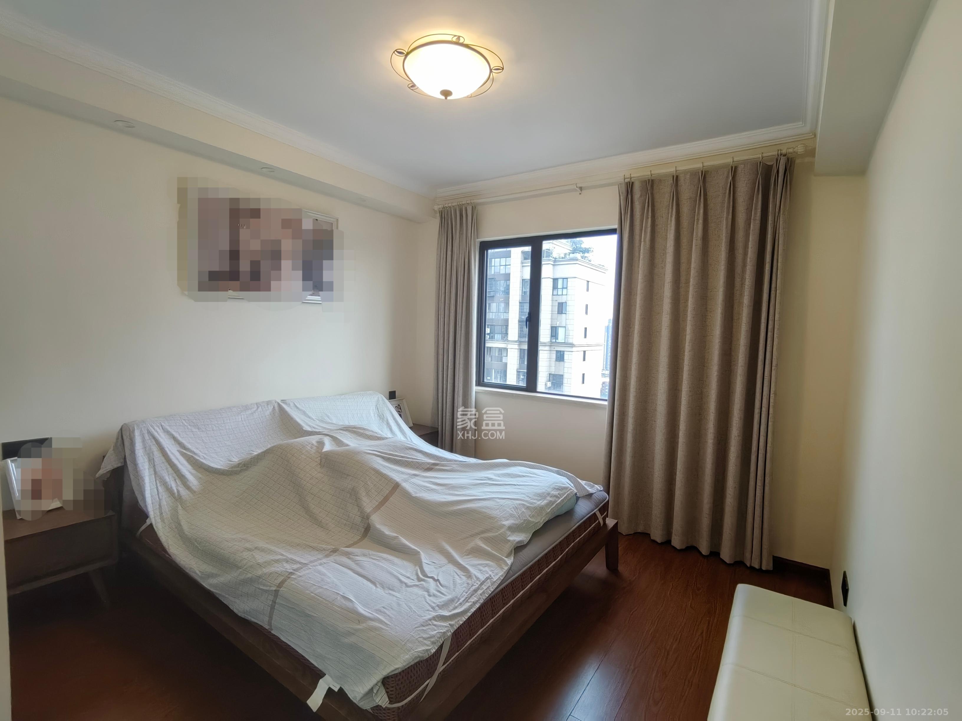 星湖湾二期高层  4室2厅2卫    3500.0元/月 星湖湾二期高层  4室2厅2卫    3500.0元/月室内图