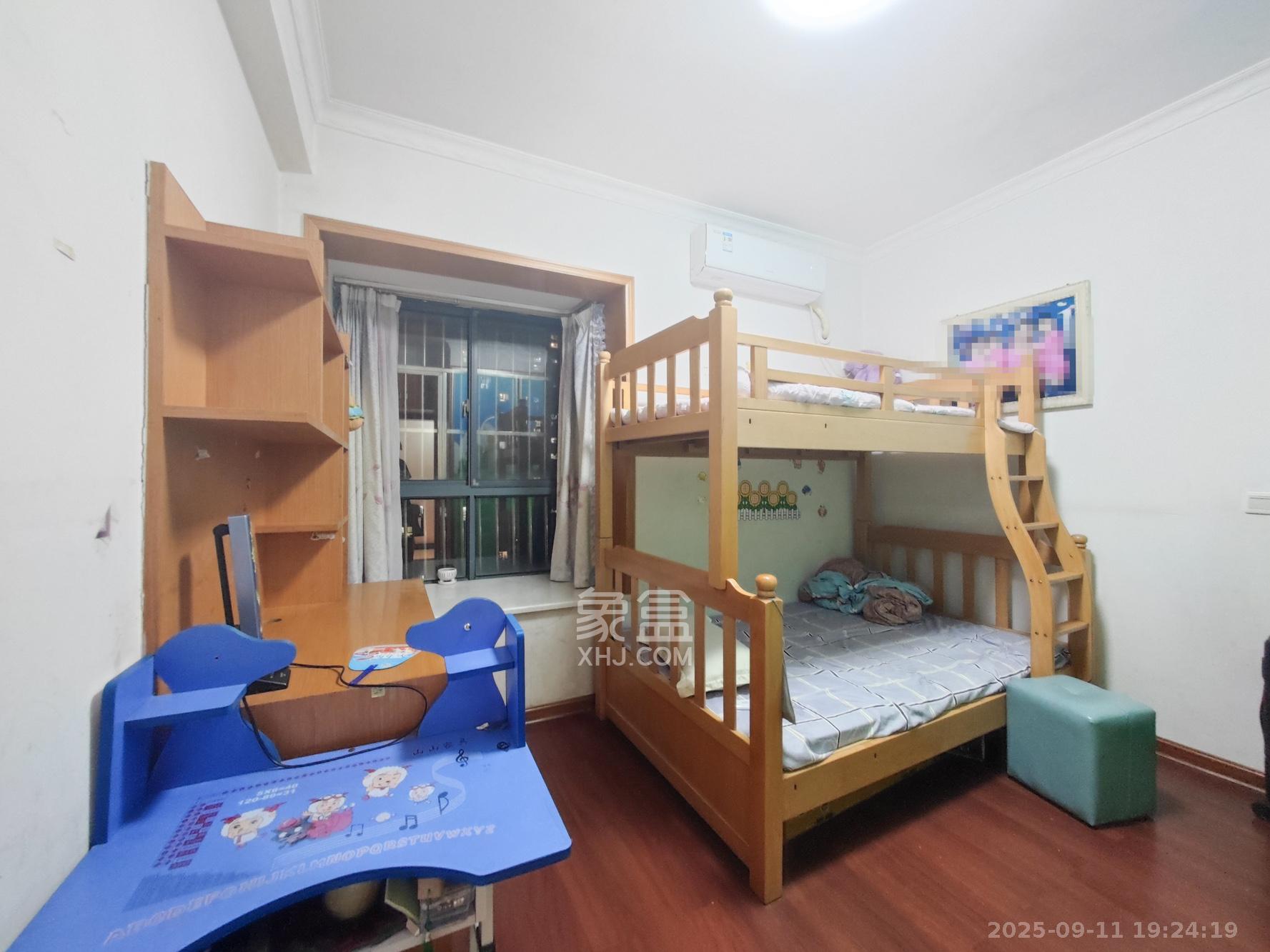 天赐良园 3室2厅1卫 106.0万 天赐良园 3室2厅1卫 106.0万卧室