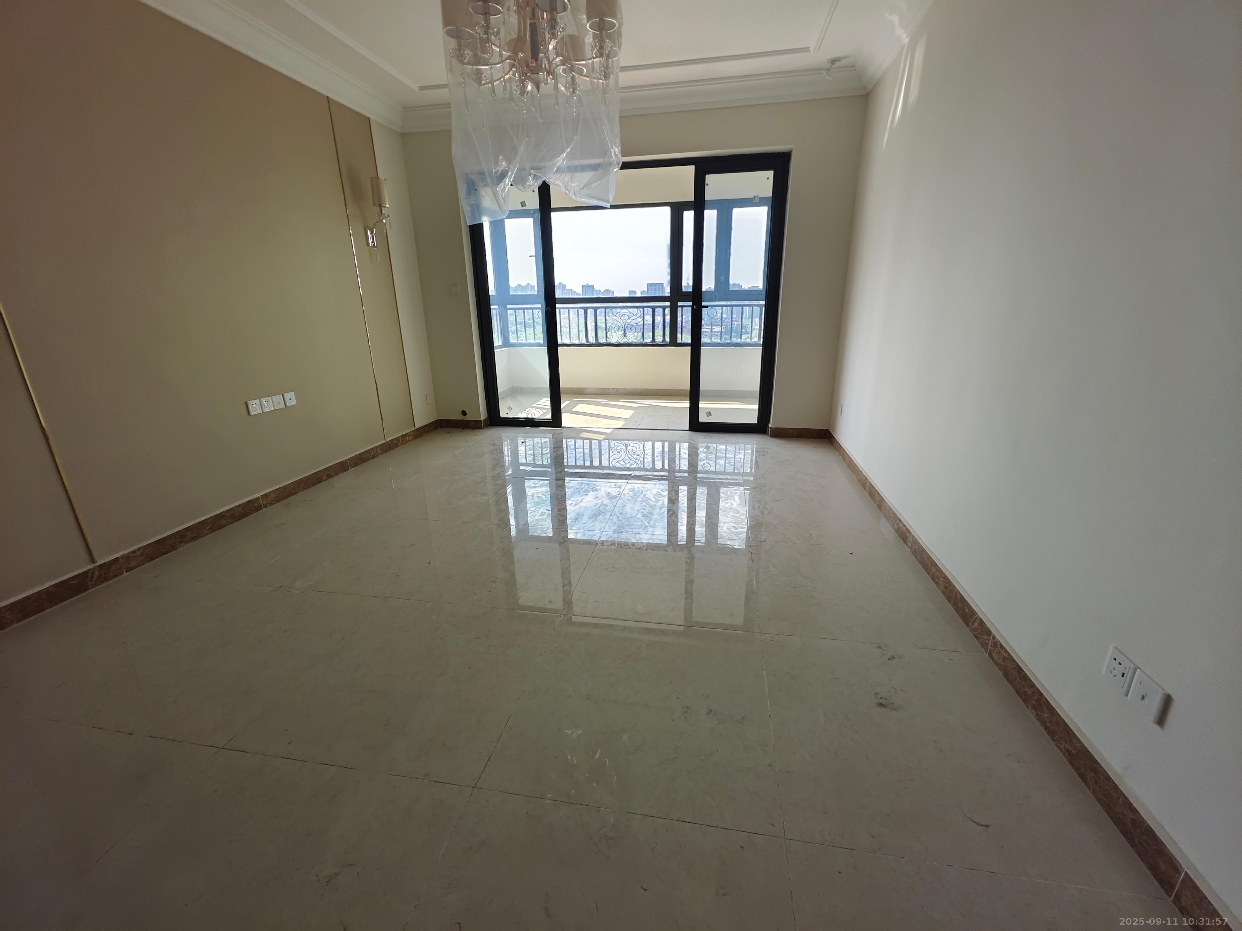 恒大华府 3室2厅2卫 1800.0元/月 恒大华府 3室2厅2卫 1800.0元/月室内图