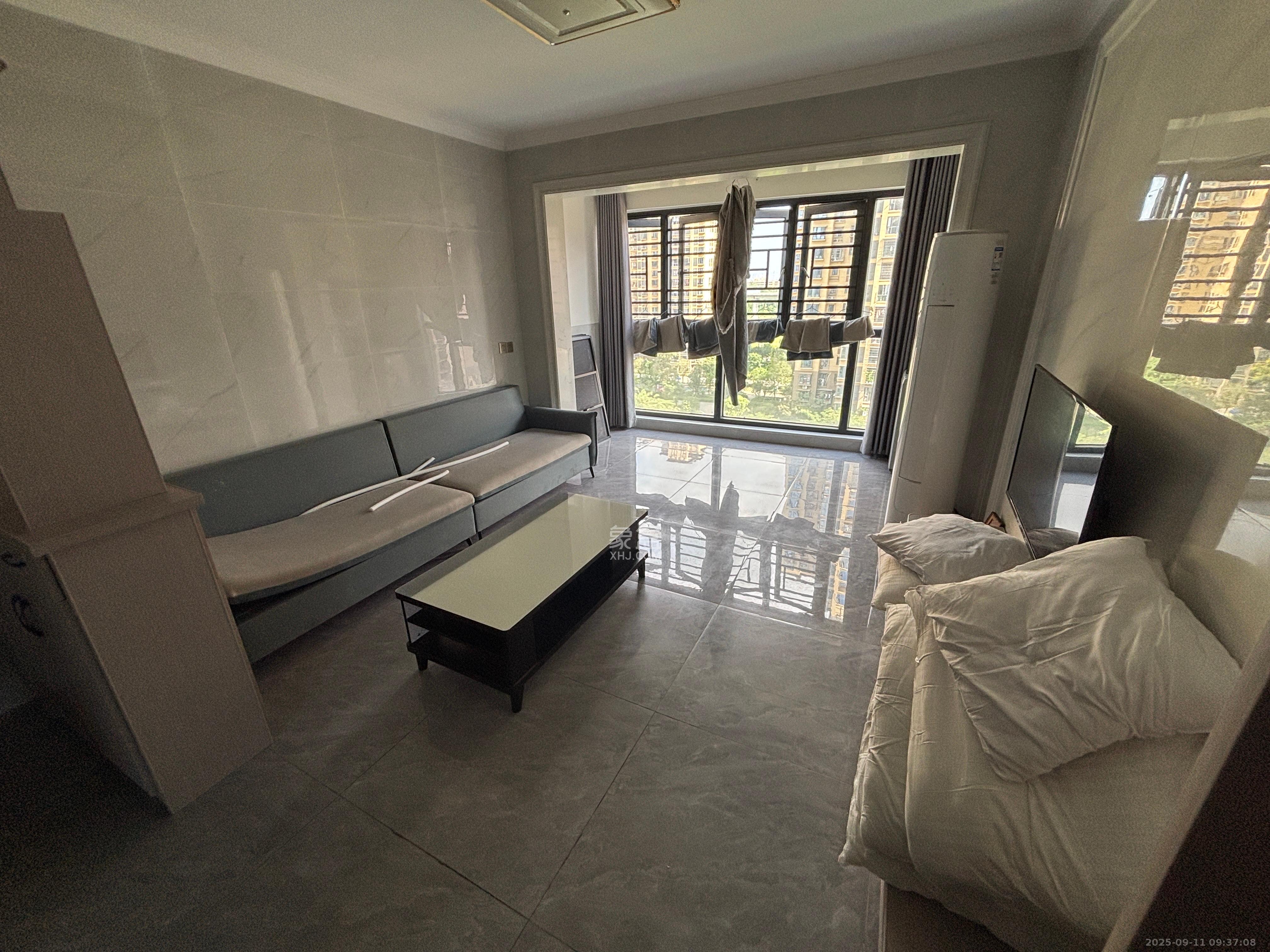 金南家园三期 3室2厅1卫 2400.0元/月 金南家园三期 3室2厅1卫 2400.0元/月室内图