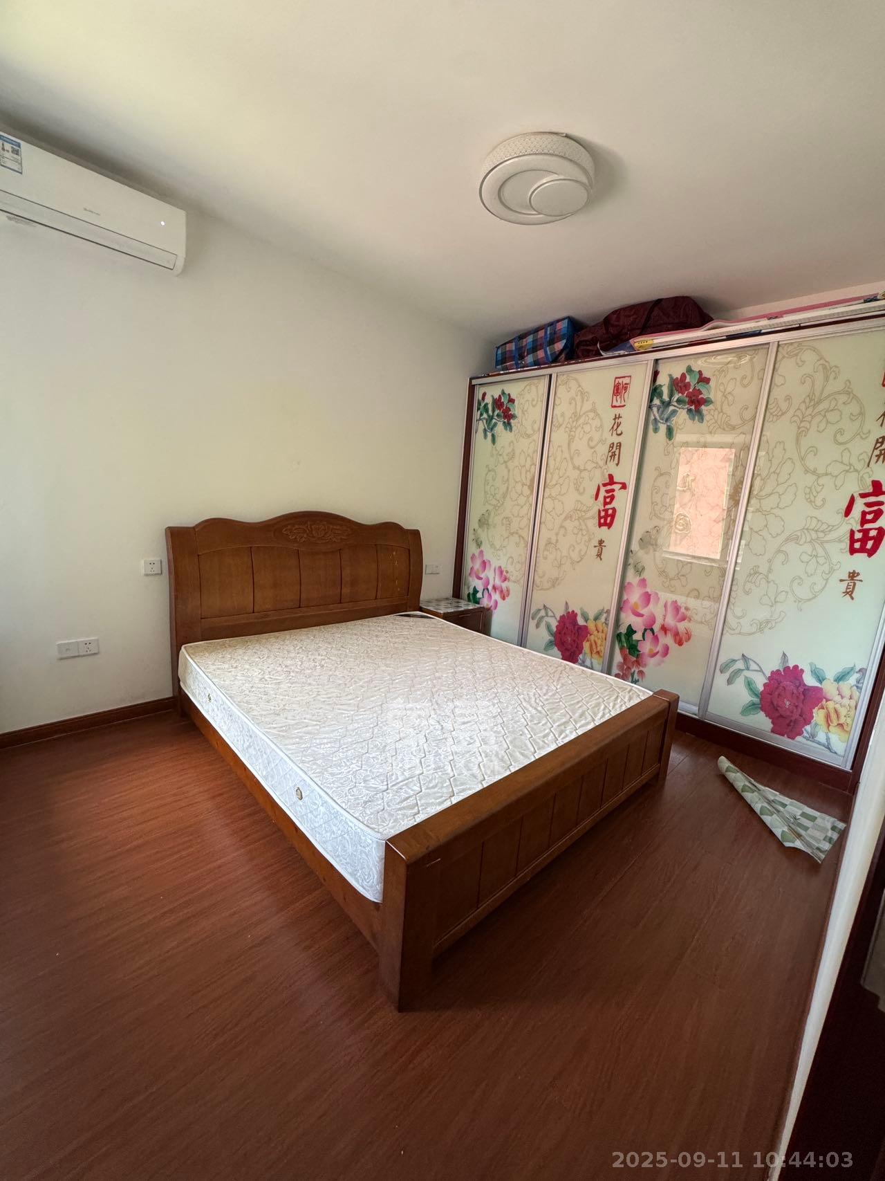 怡海星城  1室0厅0卫    1800.0元/月