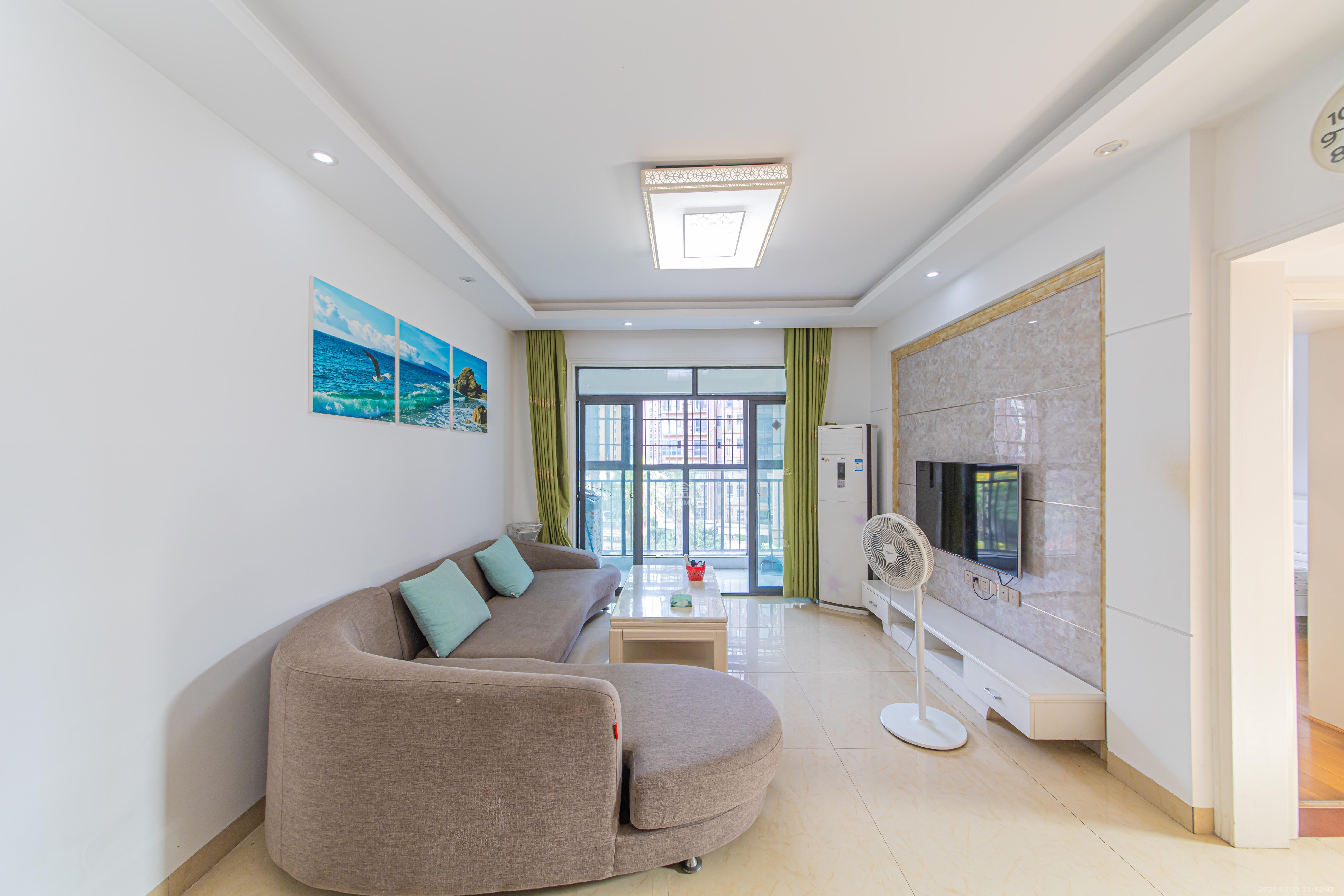 夏威夷碧水春城(碧桂园城市花园)  2室2厅1卫    66.8万 夏威夷碧水春城(碧桂园城市花园)  2室2厅1卫    66.8万