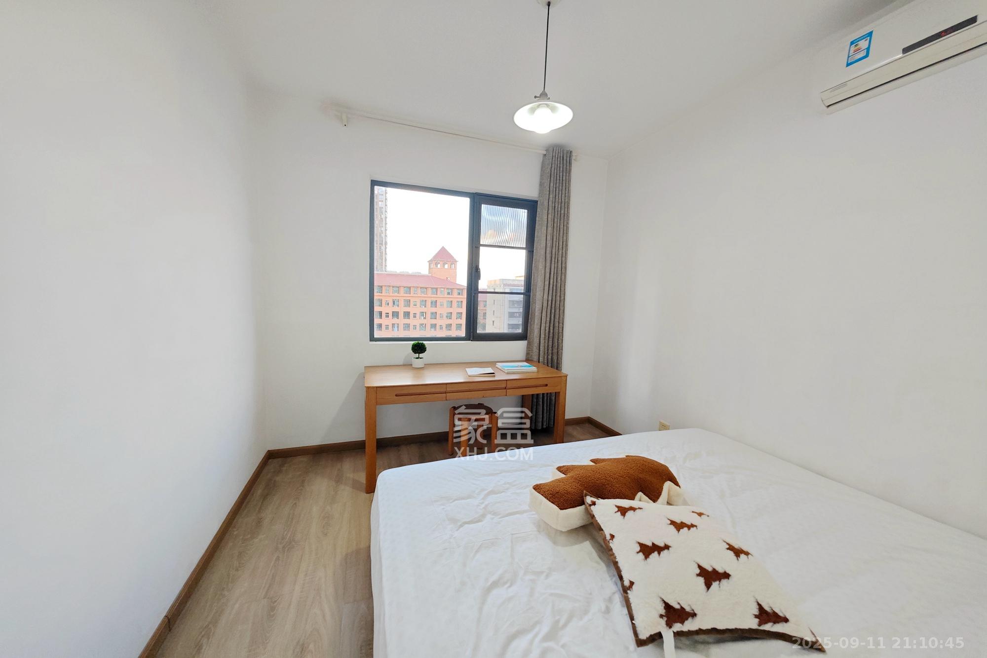 万博汇 3室2厅1卫 160.0万 万博汇 3室2厅1卫 160.0万卧室