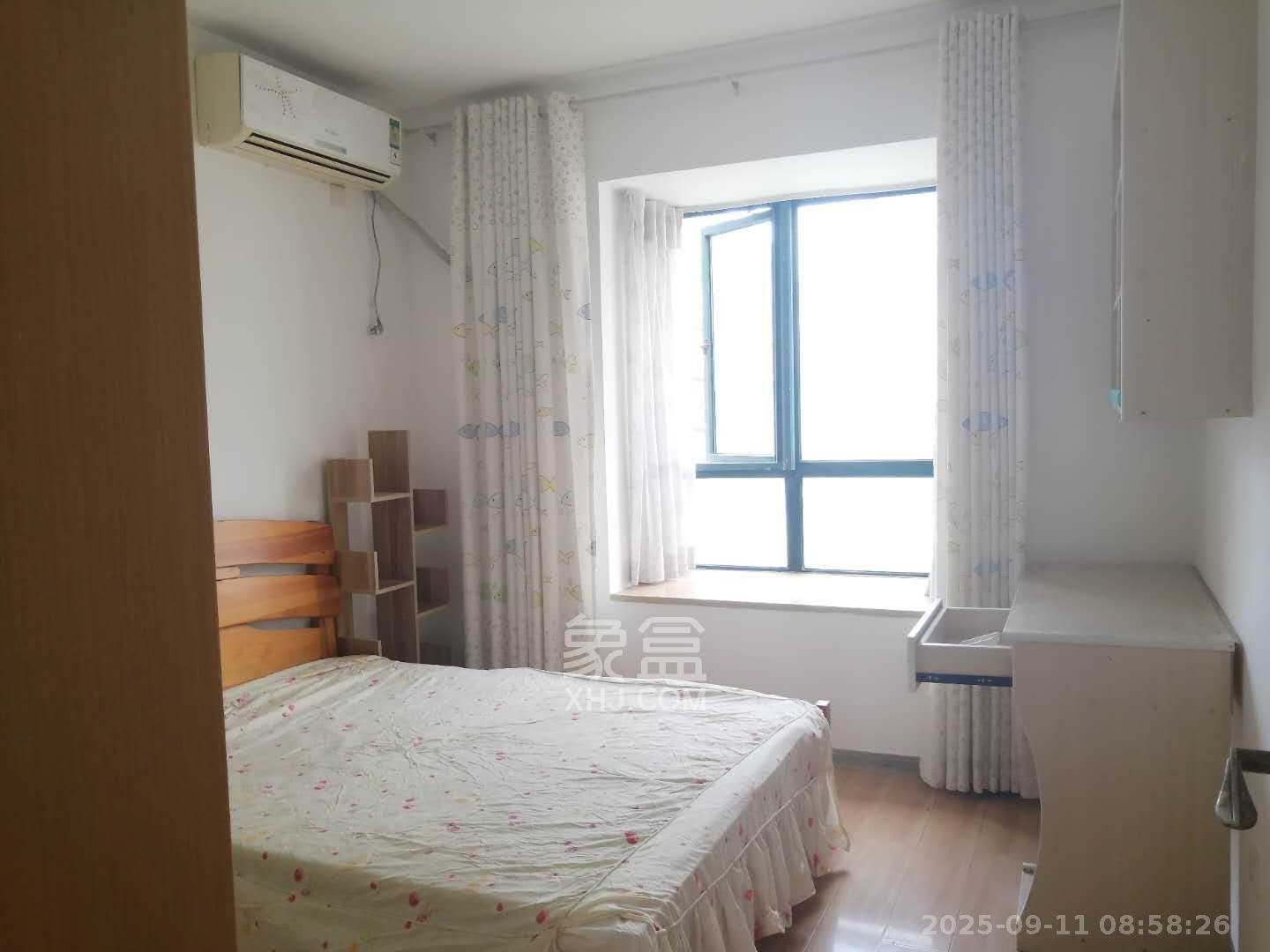 华天苑  3室2厅1卫    2600.0元/月室内图