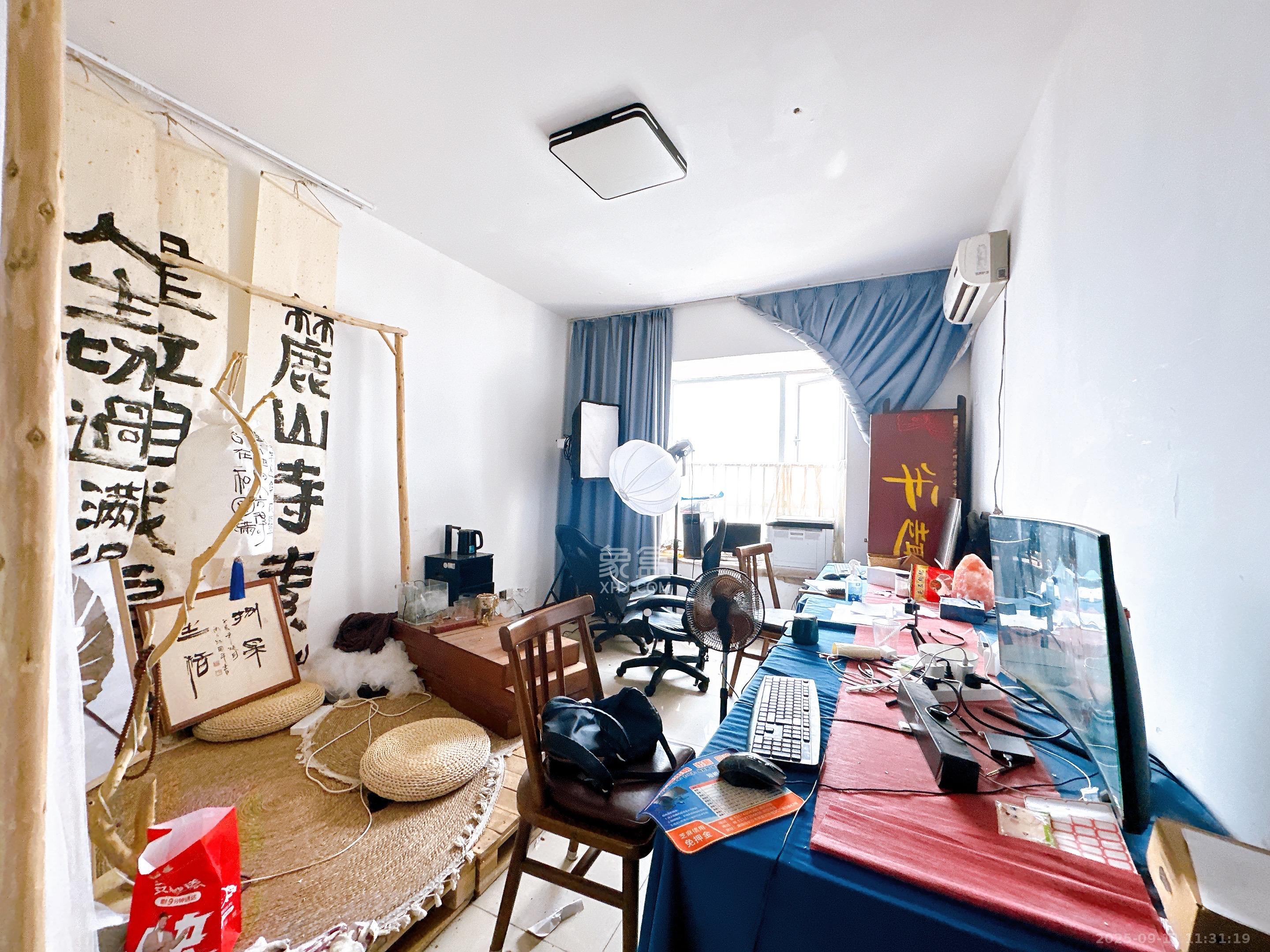 东宸19公馆 4室2厅2卫 3400.0元/月 东宸19公馆 4室2厅2卫 3400.0元/月室内图