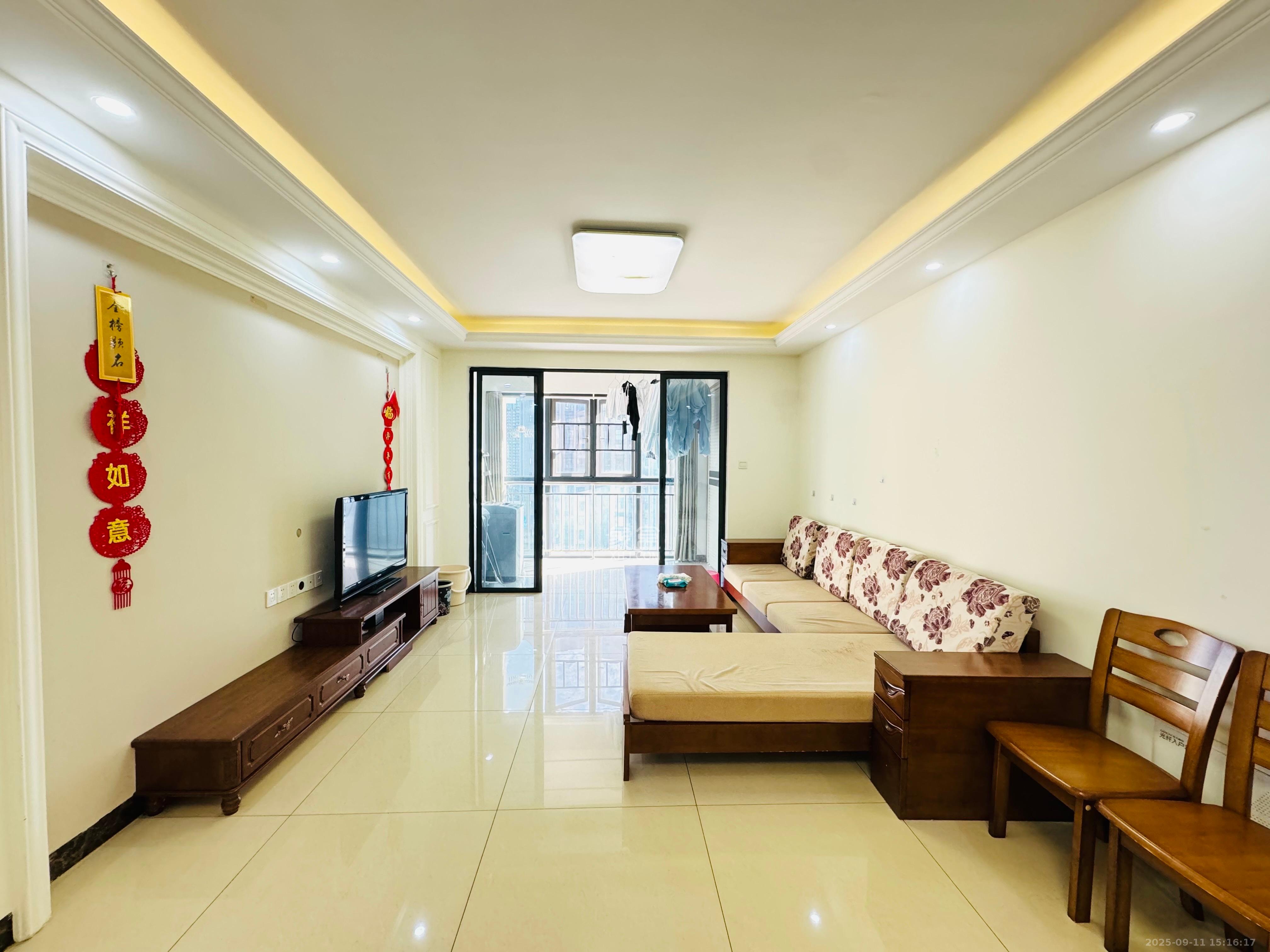 振业城二期 3室2厅2卫 3200.0元/月 振业城二期 3室2厅2卫 3200.0元/月室内图