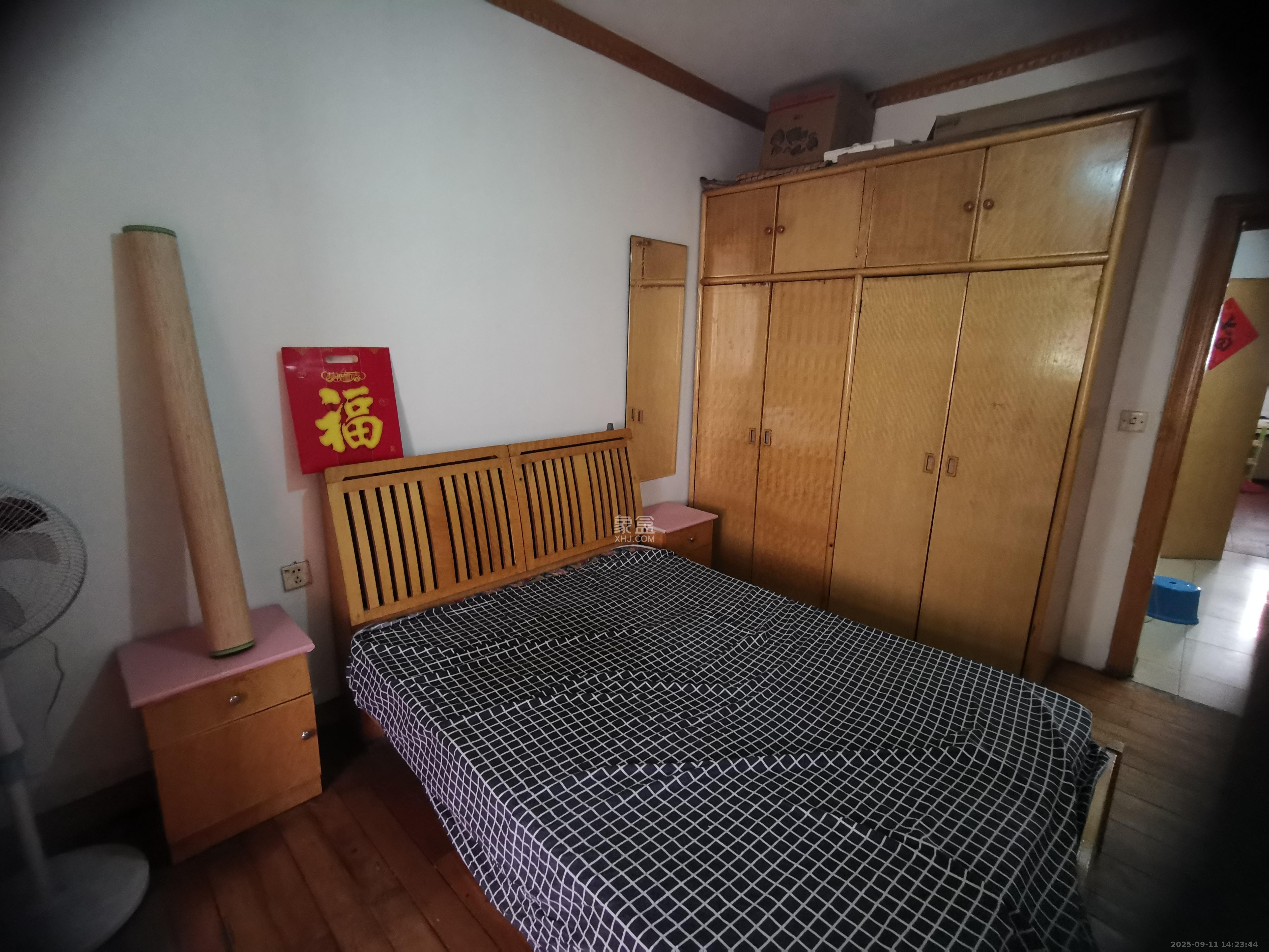 百纺大院宿舍 1室1厅1卫 1000.0元/月 百纺大院宿舍 1室1厅1卫 1000.0元/月室内图