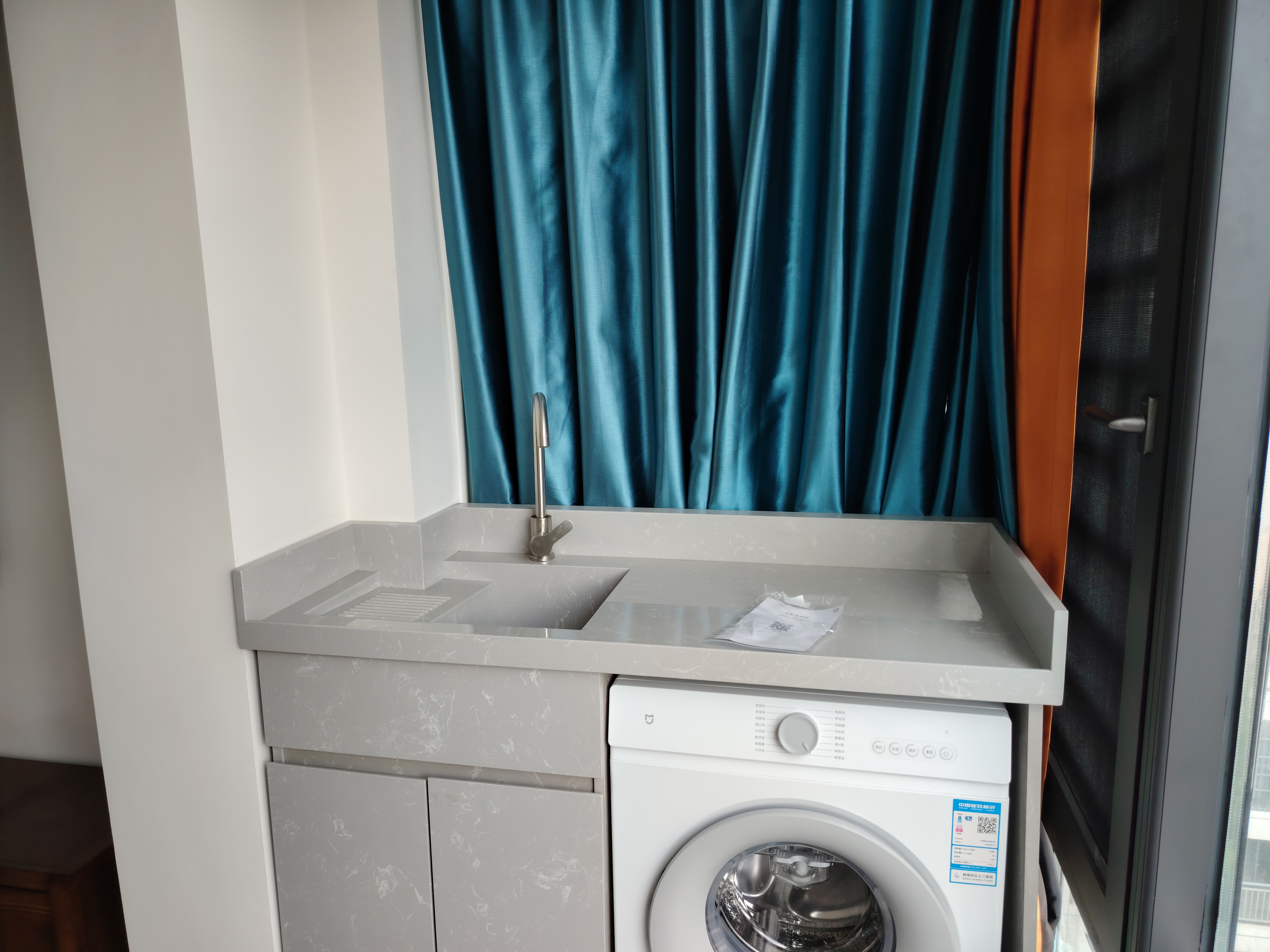 顺发新村 2室2厅1卫 2800.0元/月 顺发新村 2室2厅1卫 2800.0元/月室内图