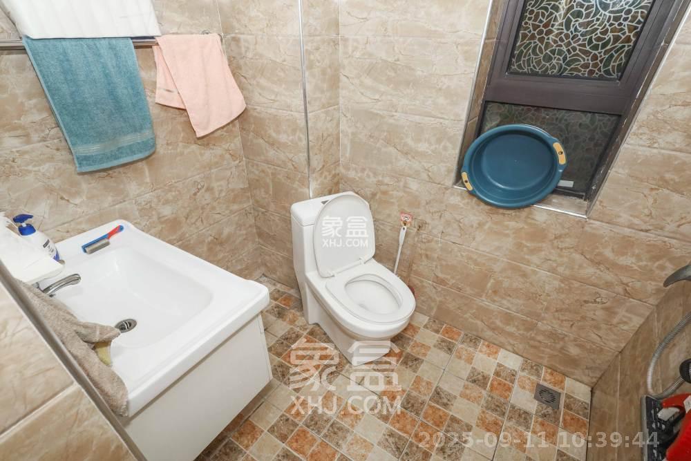 保利麓谷林语F区  3室2厅1卫    2300.0元/月室内图