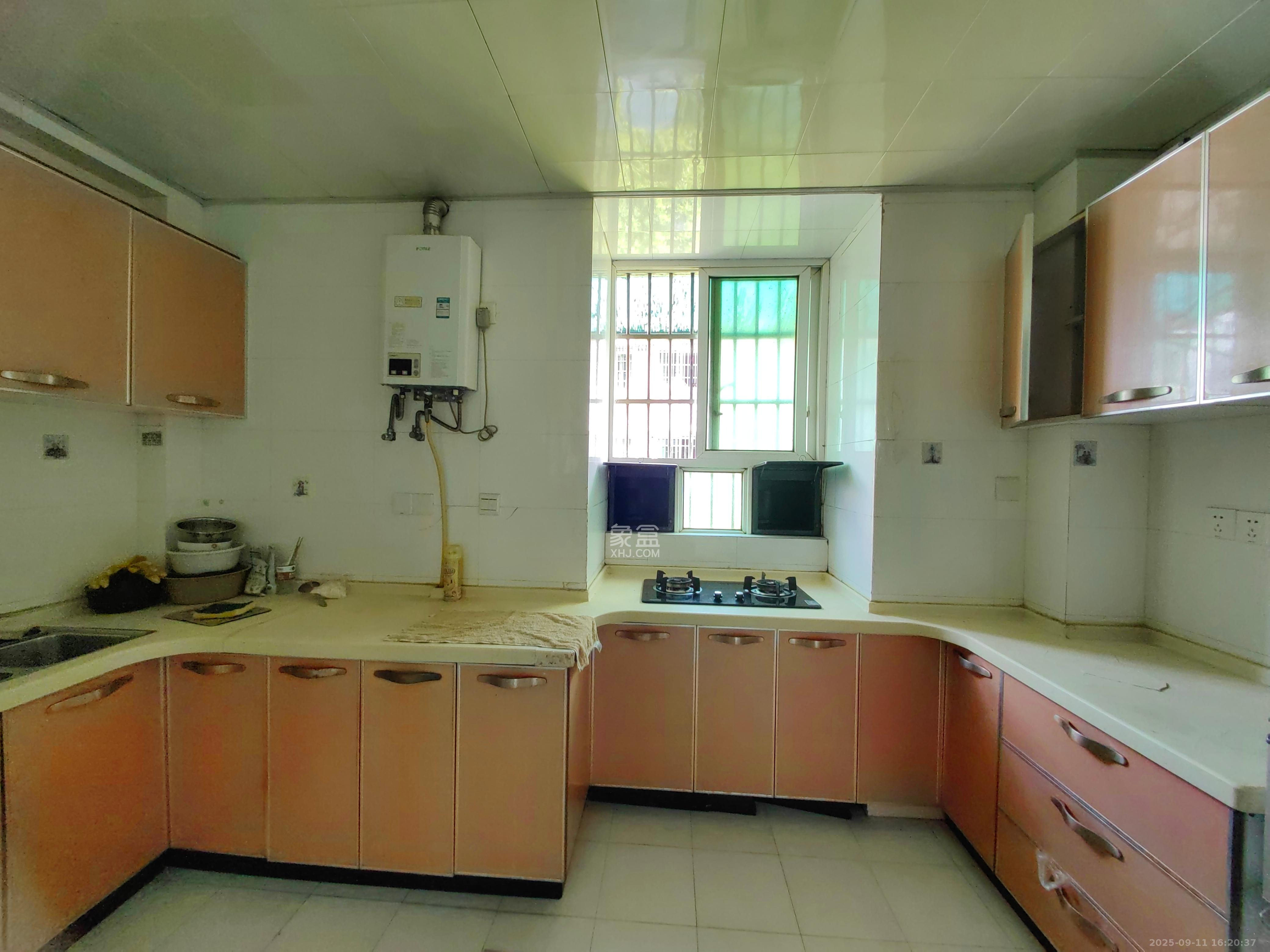 五一新村安置小区(永定社区、永兴社区、永祥社区)  7室1厅2卫    2800.0元/月 五一新村安置小区(永定社区、永兴社区、永祥社区)  7室1厅2卫    2800.0元/月室内图