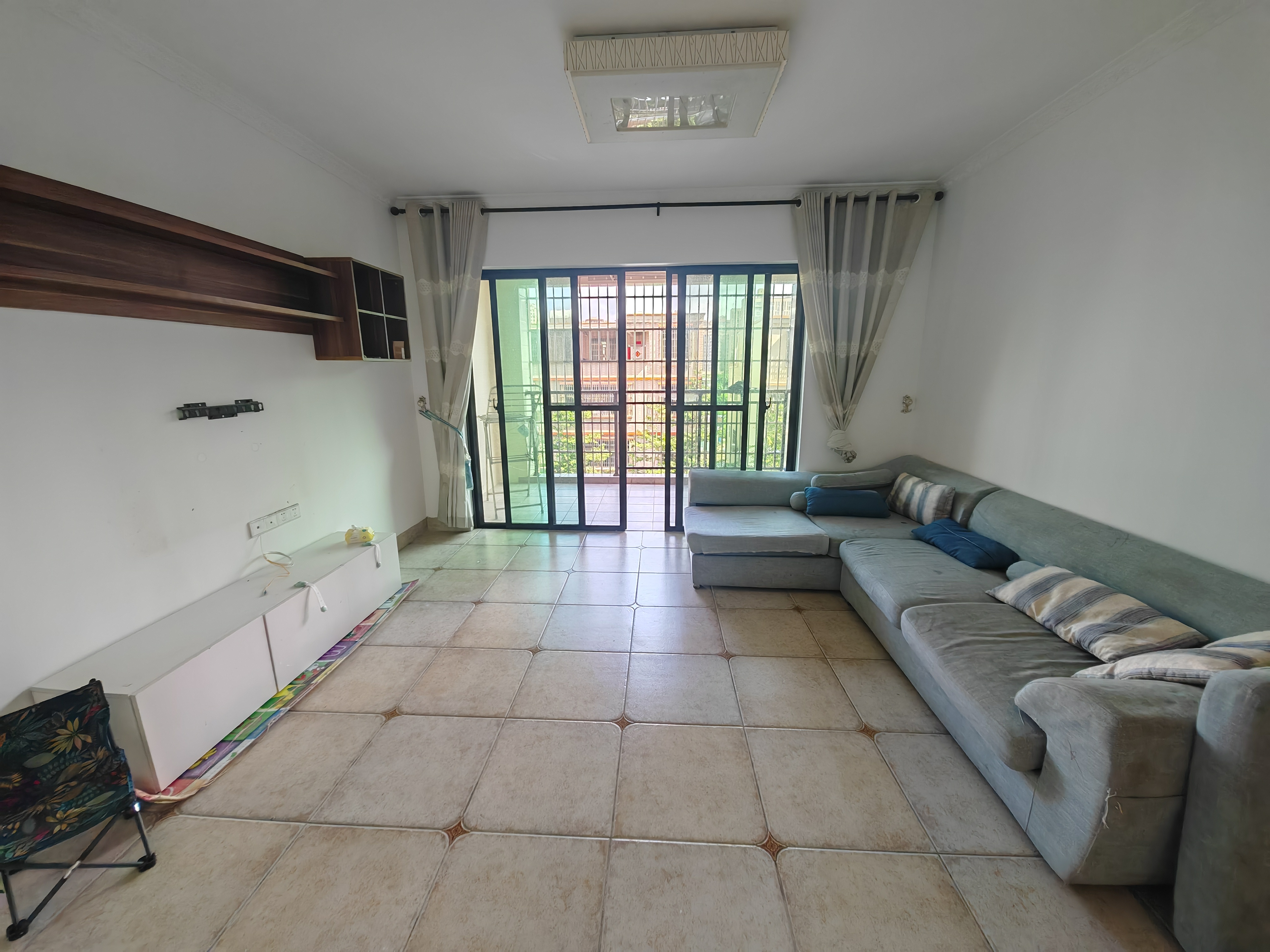 惠丰.碧水江畔 3室2厅2卫 2300.0元/月 惠丰.碧水江畔 3室2厅2卫 2300.0元/月室内图