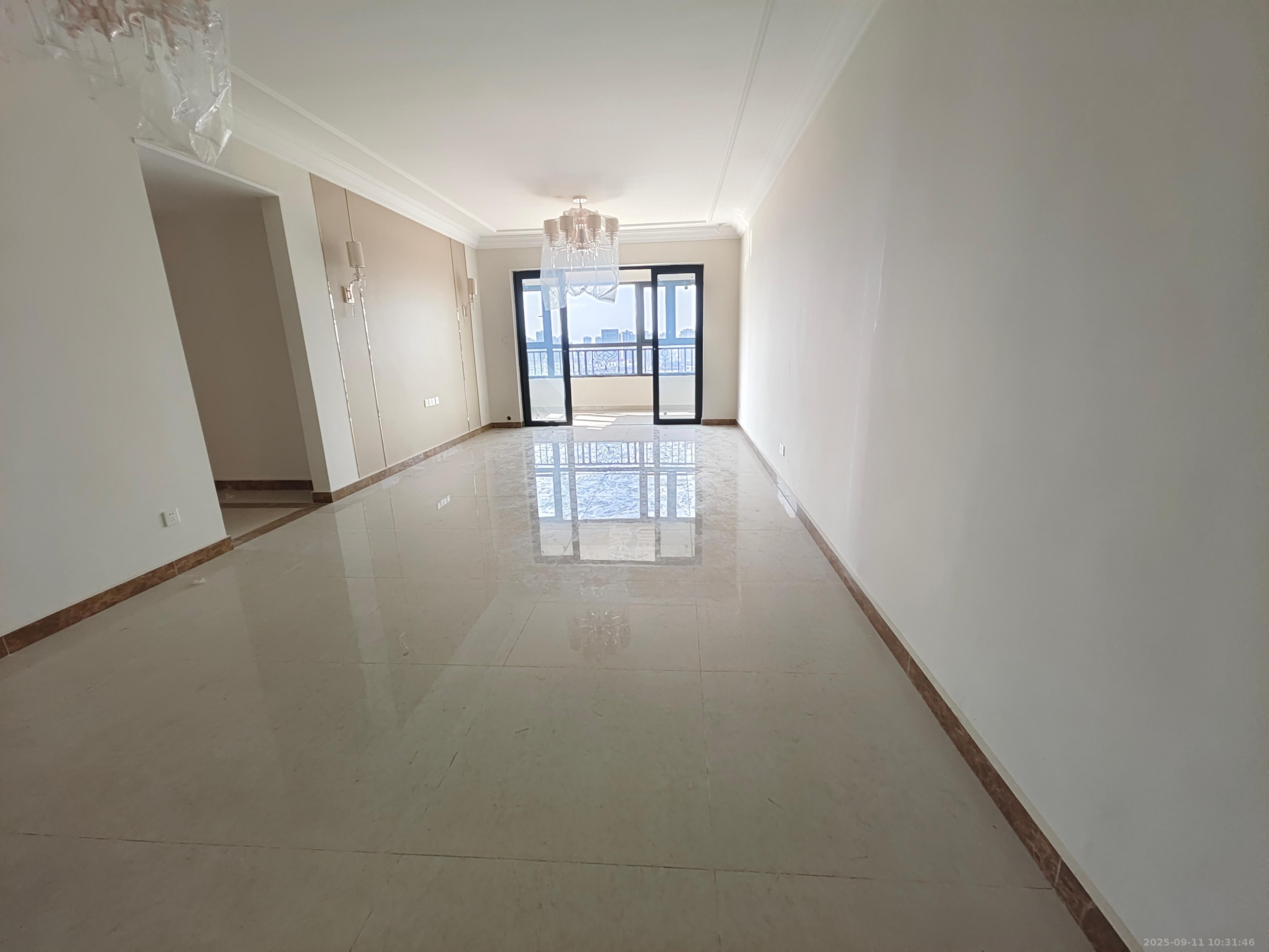 恒大华府 3室2厅2卫 1800.0元/月 恒大华府 3室2厅2卫 1800.0元/月室内图