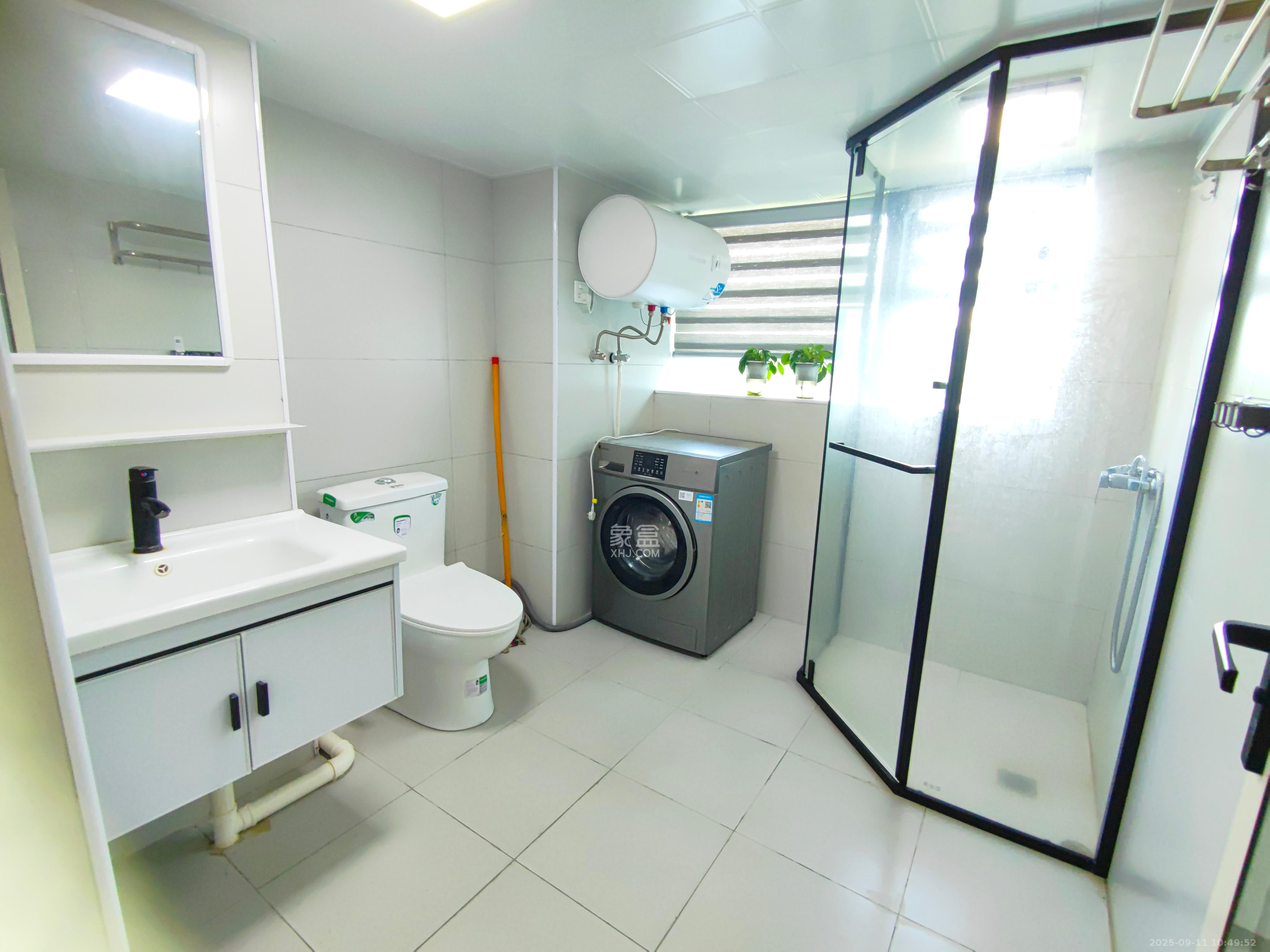 京武浪琴山三期(京武中心) 2室1厅1卫 3400.0元/月 京武浪琴山三期(京武中心) 2室1厅1卫 3400.0元/月室内图