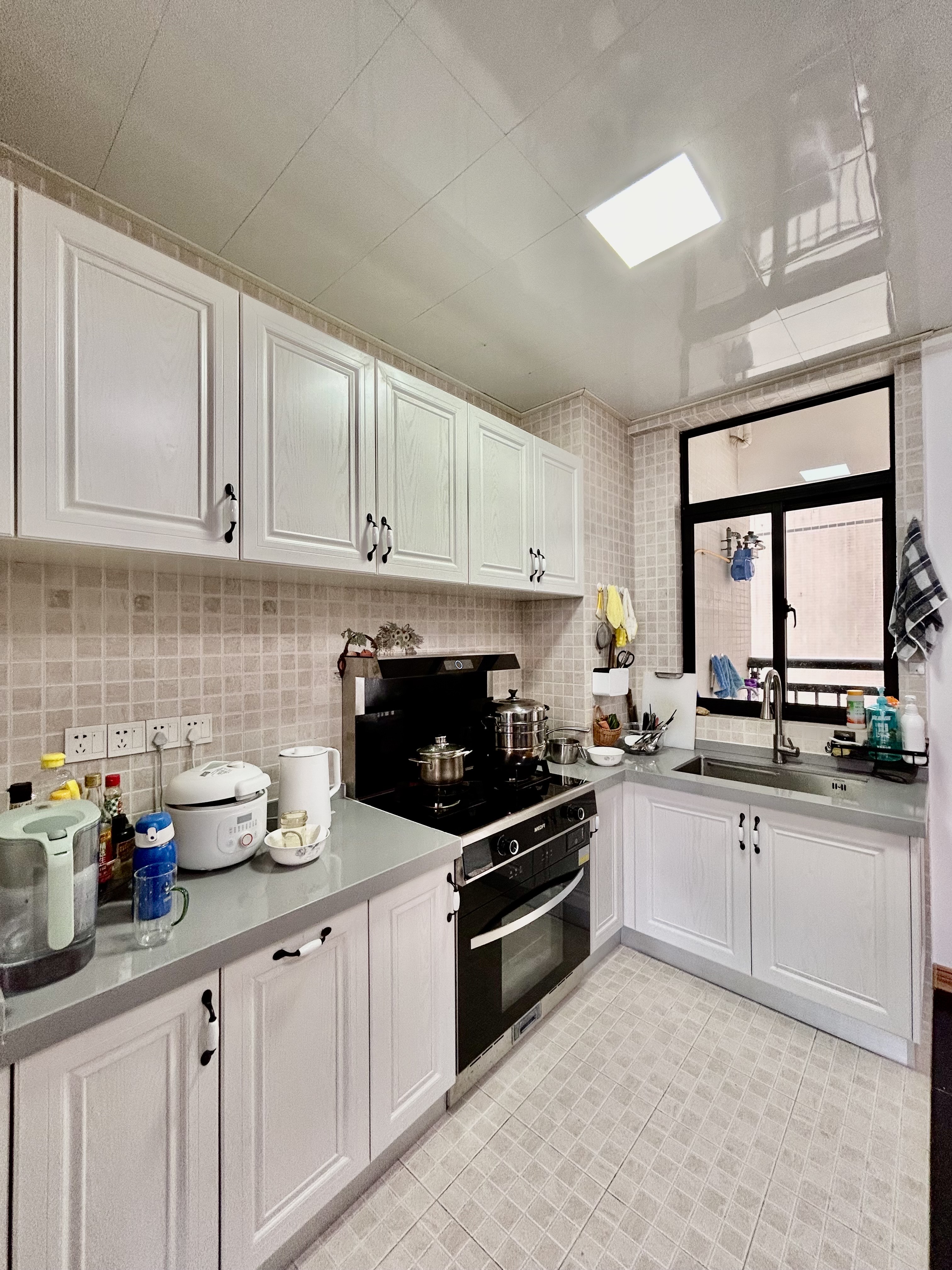 金碧文华  3室2厅2卫    5500.0元/月室内图