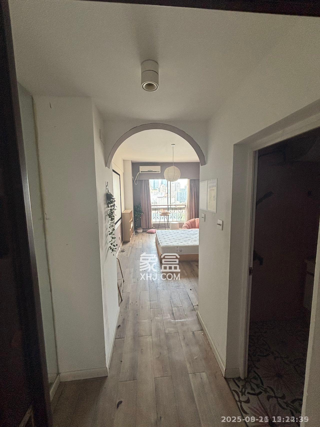 和府 1室1厅1卫 1600.0元/月 和府 1室1厅1卫 1600.0元/月室内图