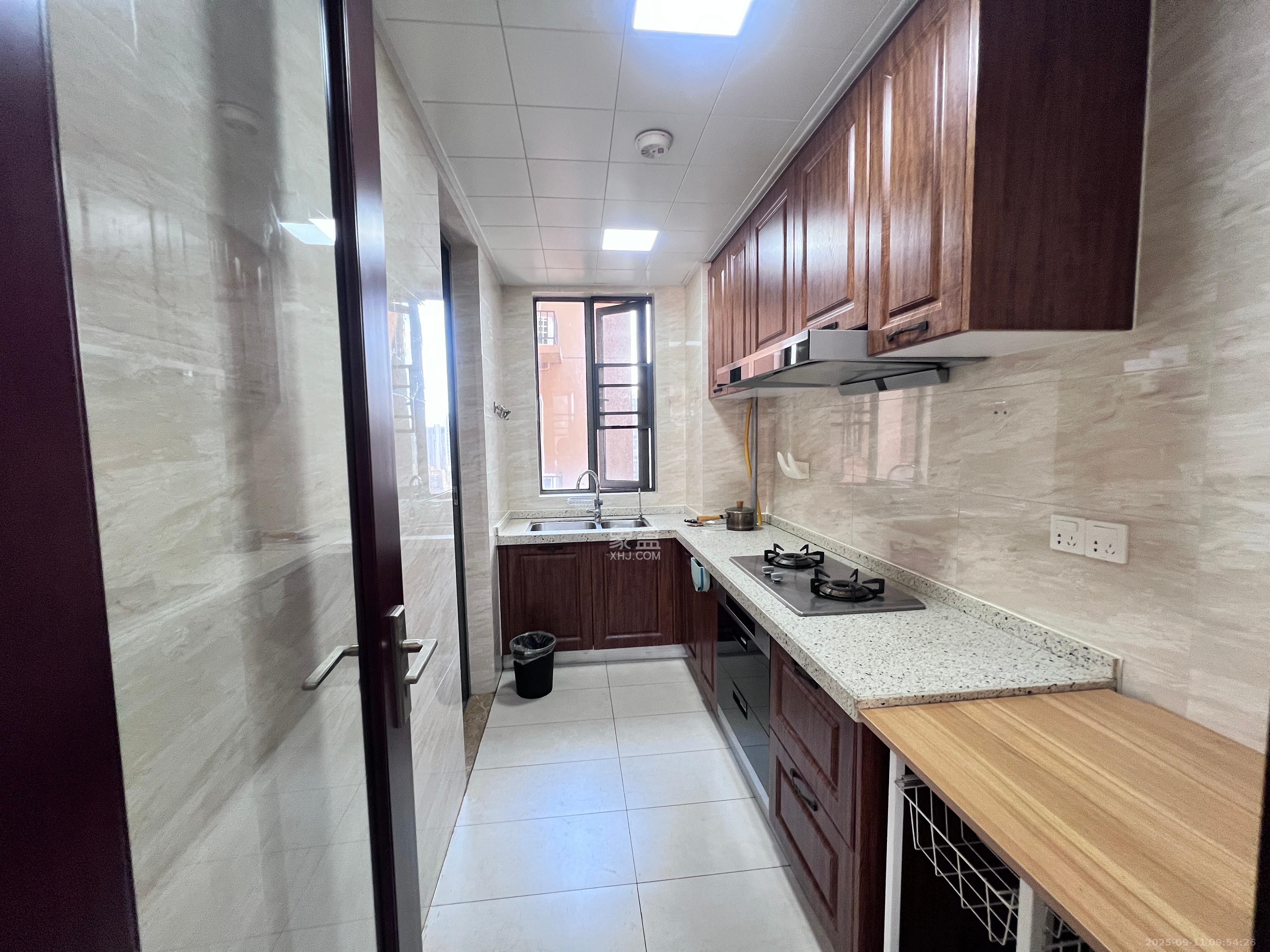 珠江郦城公园1号 3室2厅2卫 2900.0元/月 珠江郦城公园1号 3室2厅2卫 2900.0元/月室内图