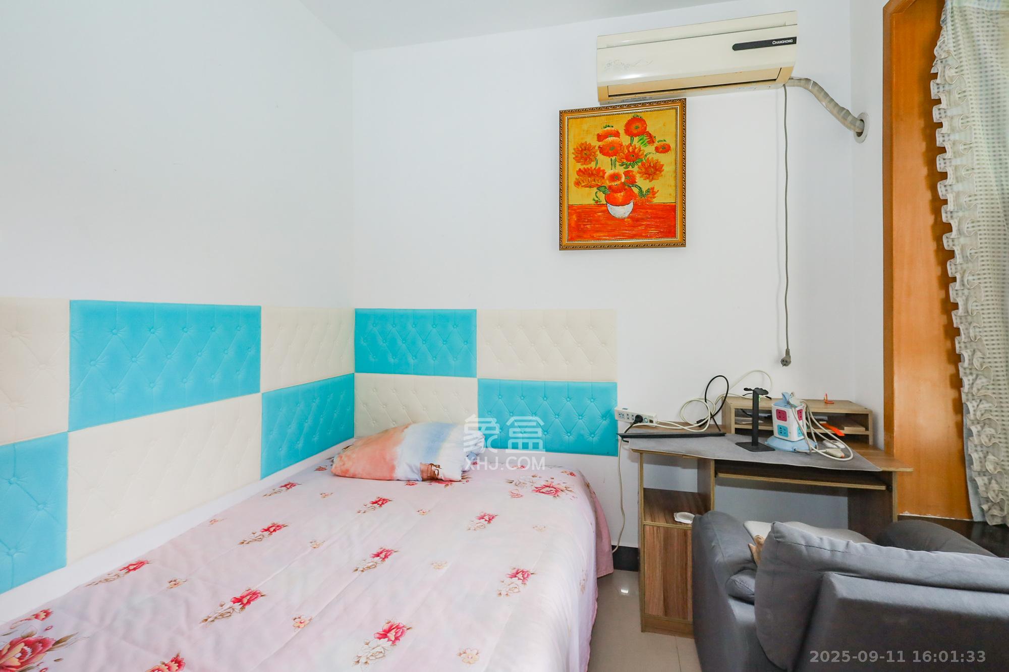 德润园 3室2厅1卫 80.0万 德润园 3室2厅1卫 80.0万卧室