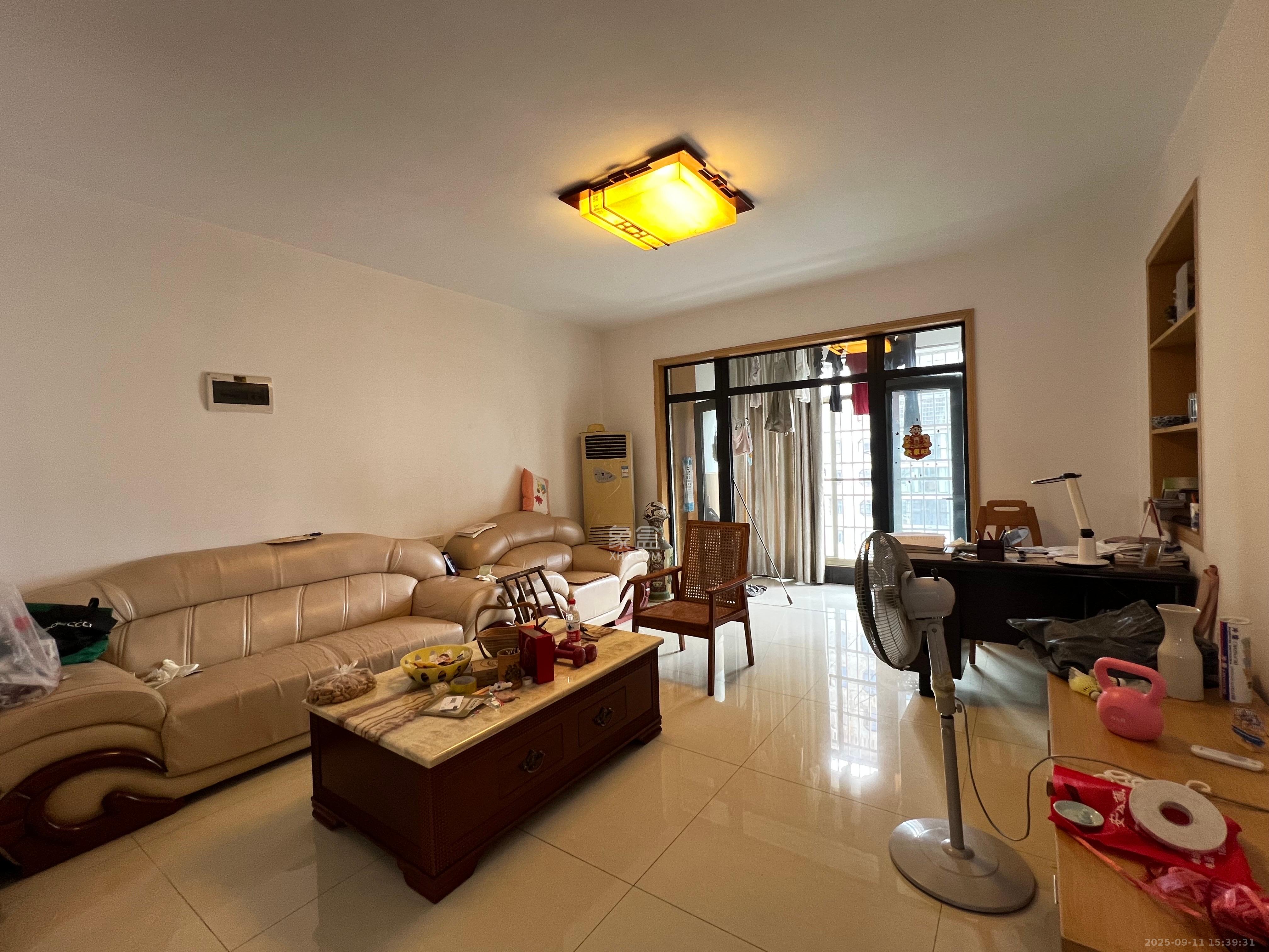 西子湖畔沃府 3室2厅2卫 3200.0元/月 西子湖畔沃府 3室2厅2卫 3200.0元/月室内图