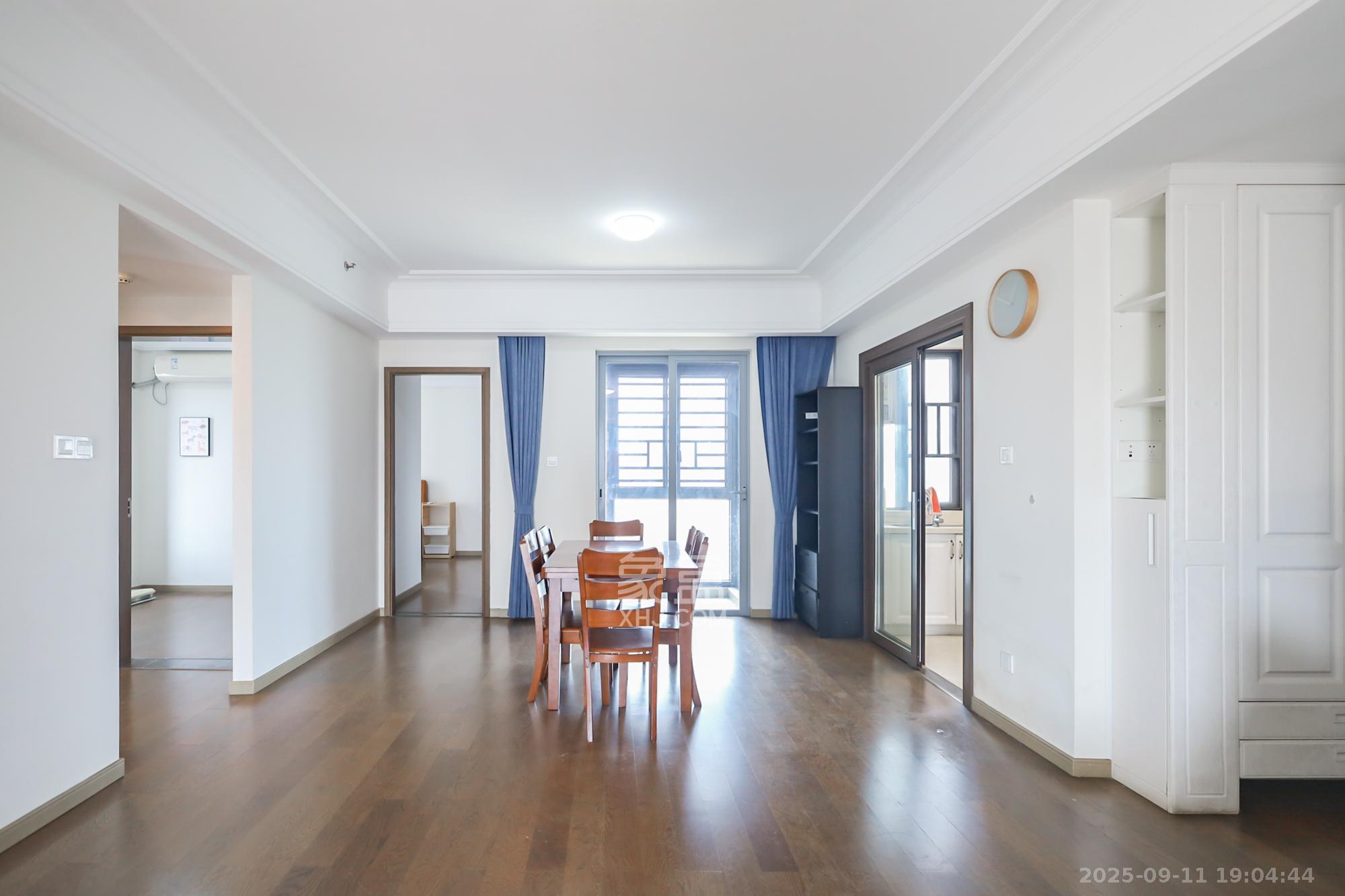 保利天禧C区 4室2厅2卫 250.0万 保利天禧C区 4室2厅2卫 250.0万其他