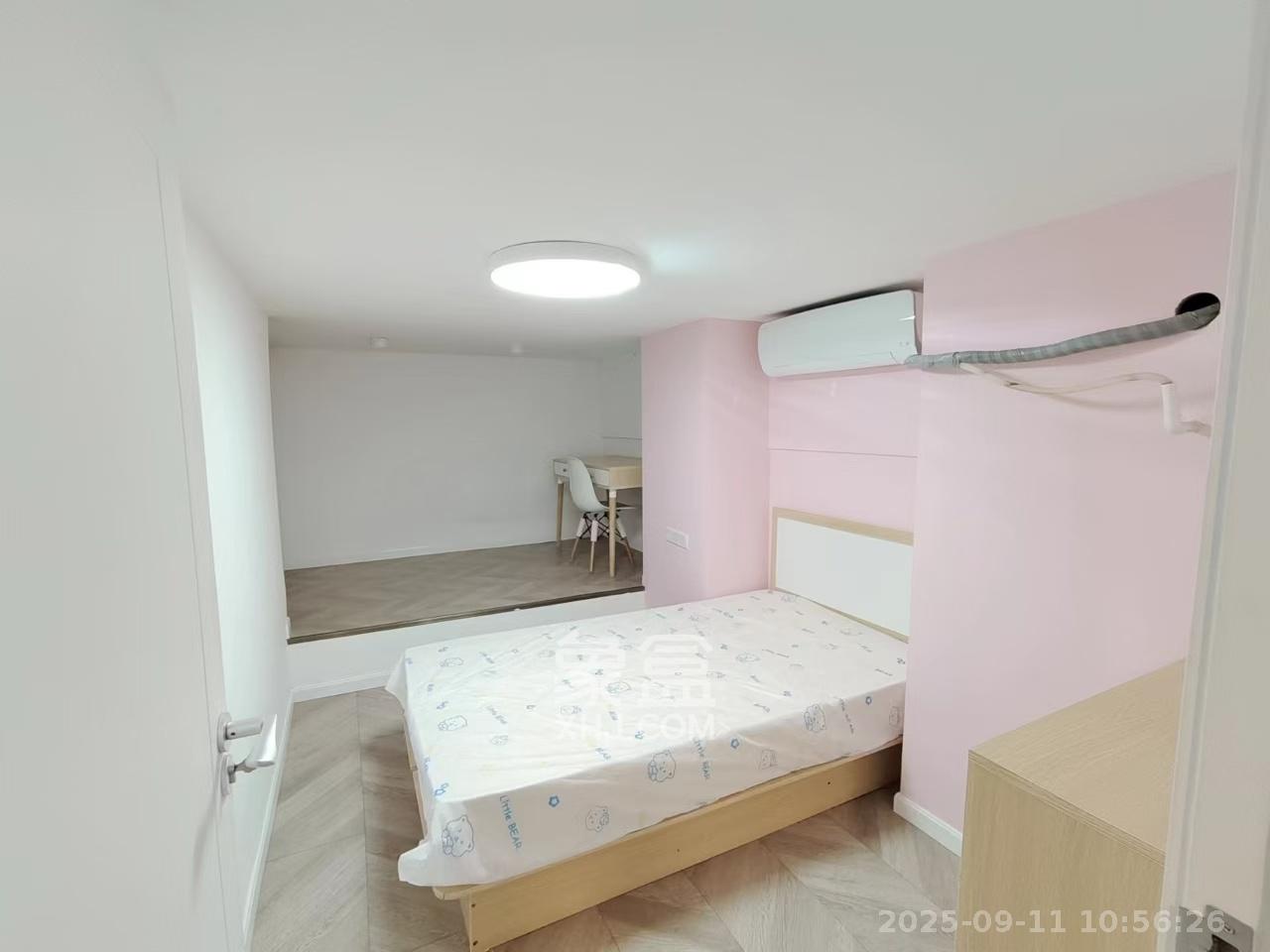 龙湖新壹城 2室2厅1卫 2500.0元/月 龙湖新壹城 2室2厅1卫 2500.0元/月室内图