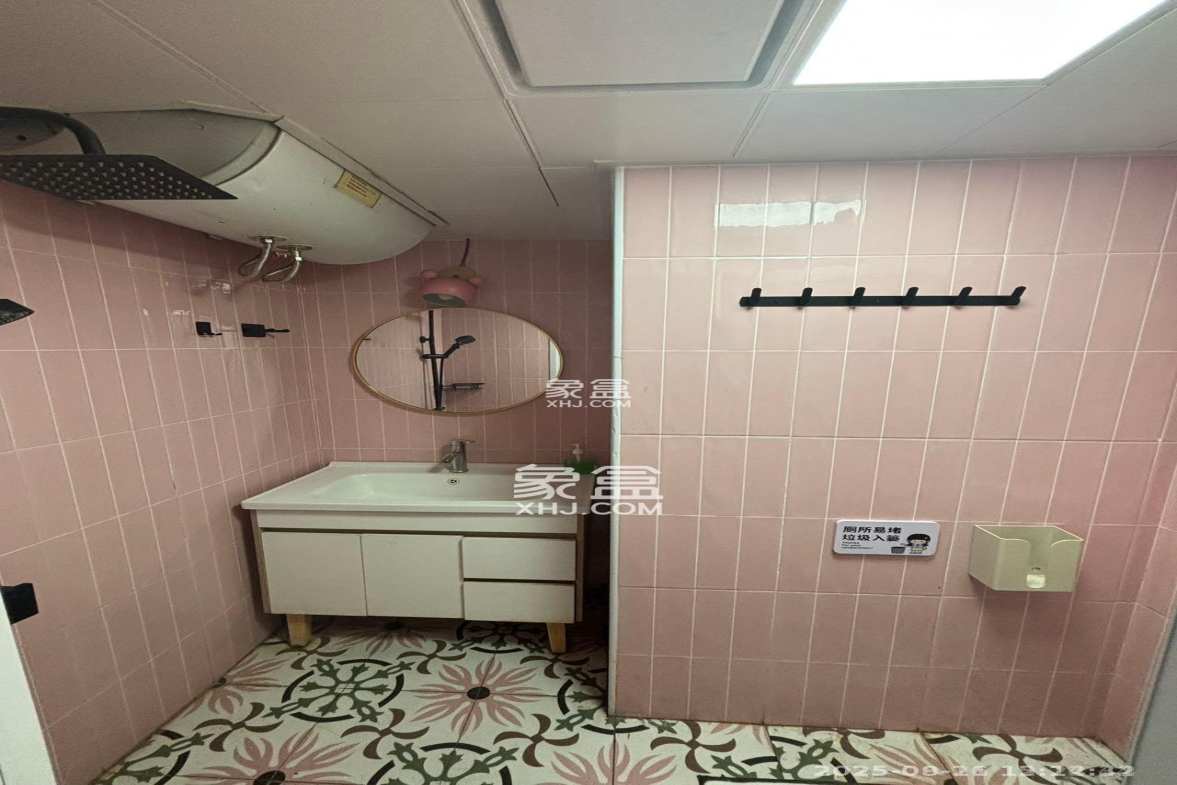 和府 1室1厅1卫 1600.0元/月 和府 1室1厅1卫 1600.0元/月室内图