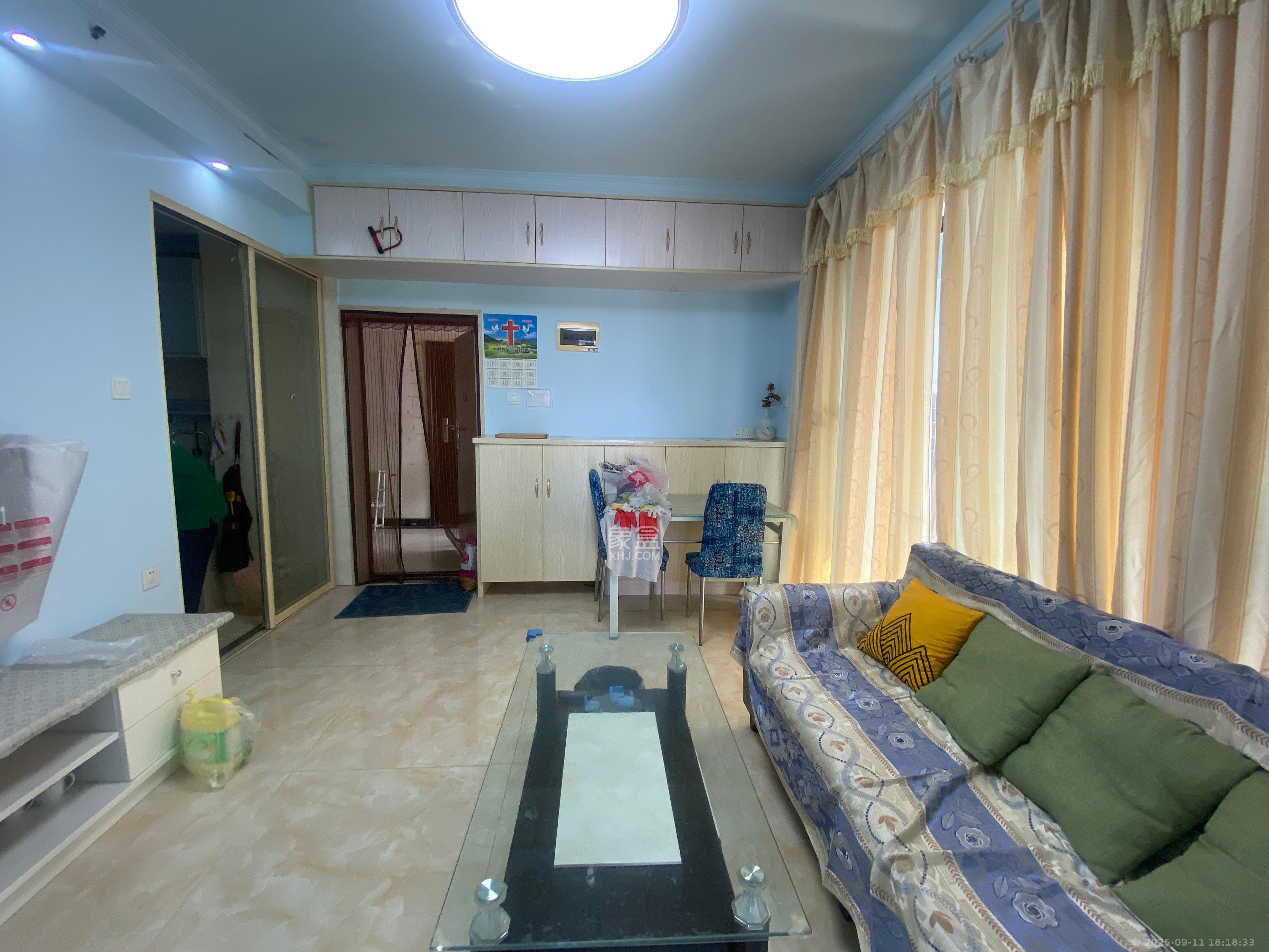 中建芙蓉工社 2室1厅1卫 1700.0元/月 中建芙蓉工社 2室1厅1卫 1700.0元/月室内图