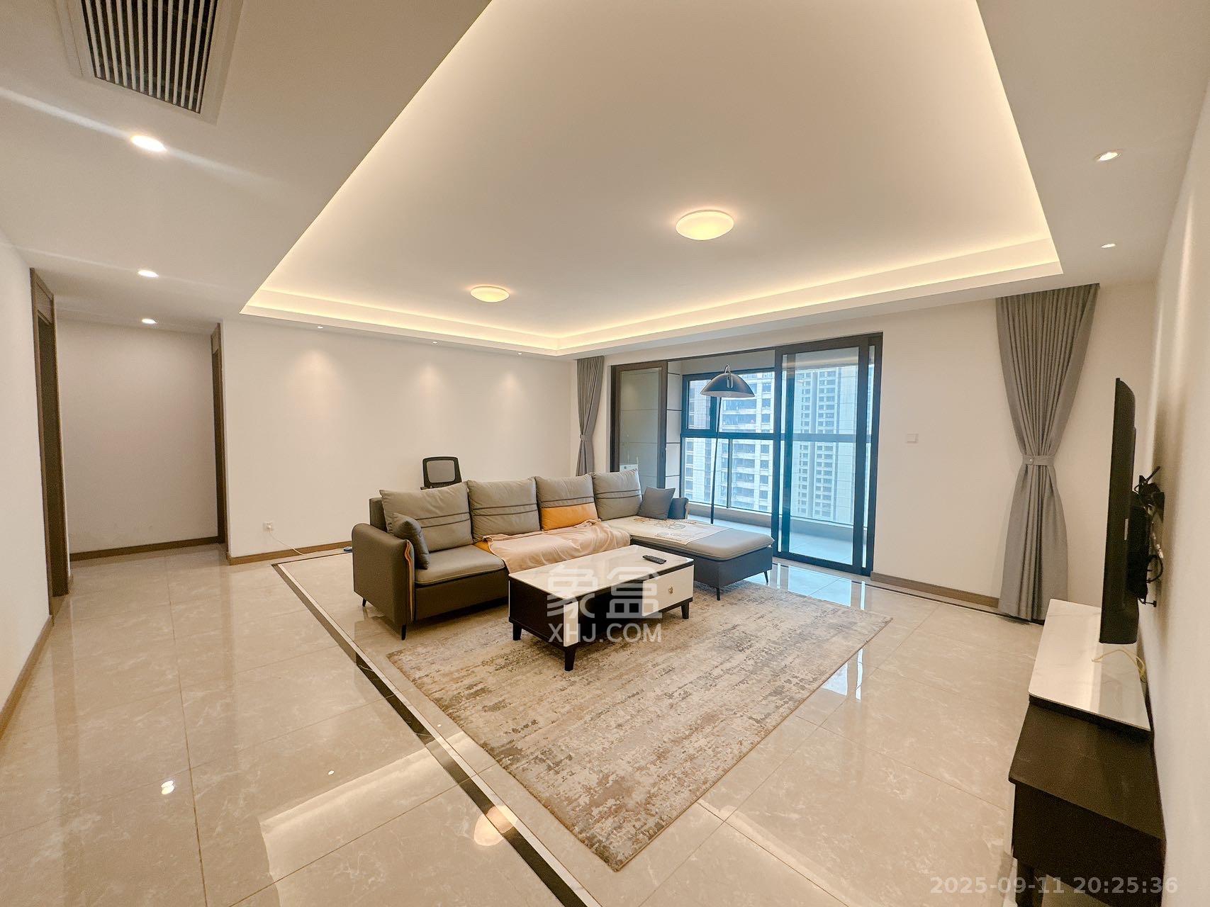 龙湖铂金中心(龙湖春江郦城) 3室2厅2卫 4500.0元/月 龙湖铂金中心(龙湖春江郦城) 3室2厅2卫 4500.0元/月室内图