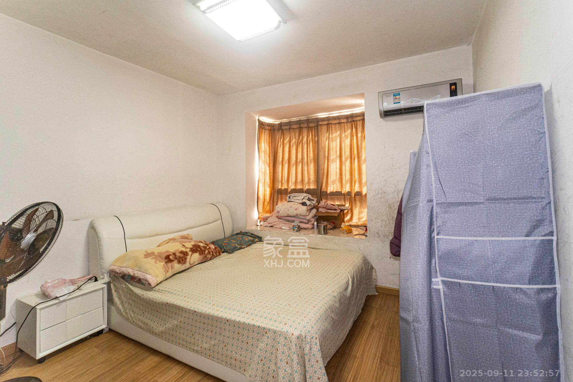 长丰星城  3室2厅1卫    37.0万卧室