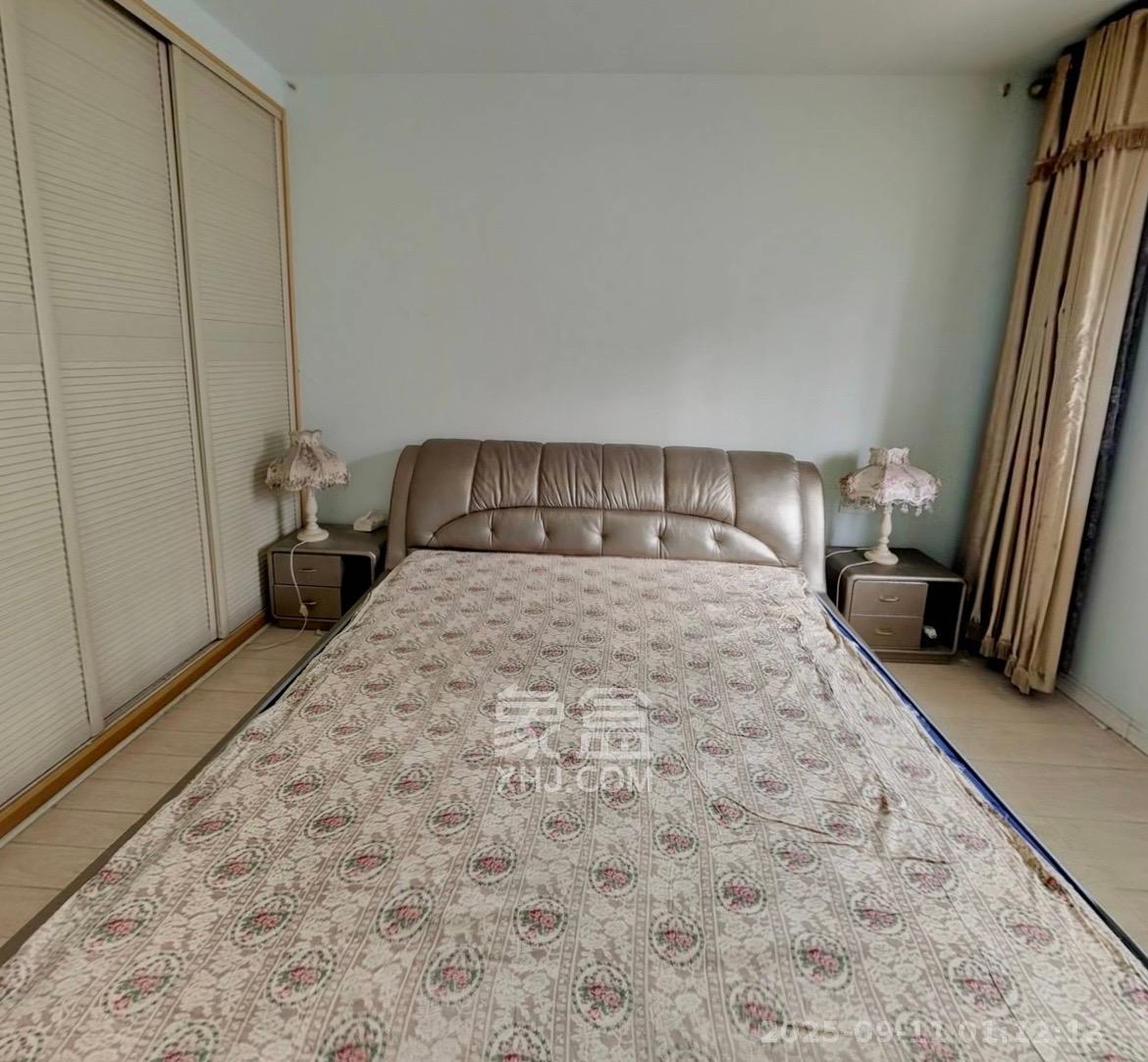 梅苑家园 5室2厅2卫 1800.0元/月 梅苑家园 5室2厅2卫 1800.0元/月室内图