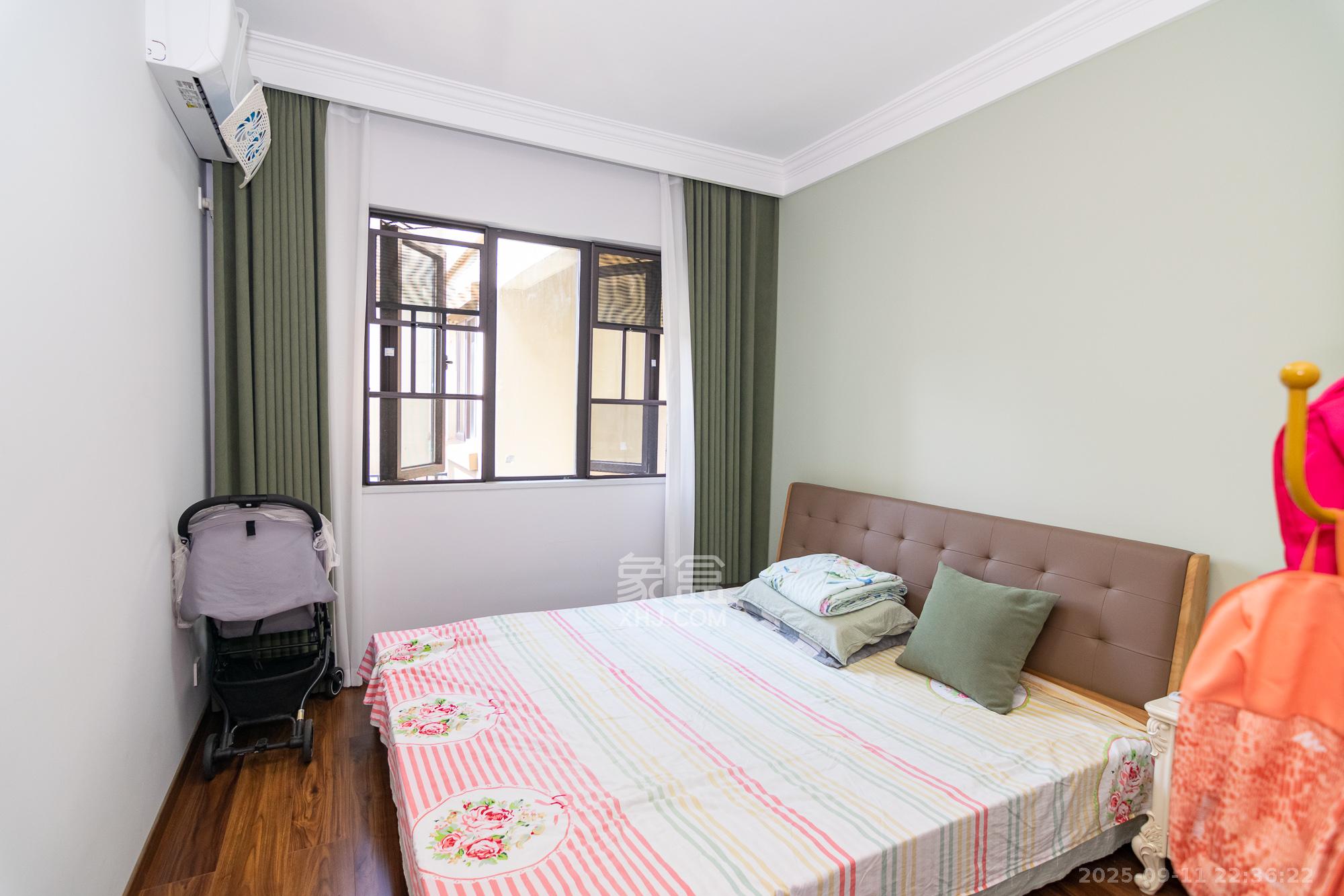 润和谷山郡(悦禧山庄水榭花都)  5室3厅2卫    145.0万 润和谷山郡(悦禧山庄水榭花都)  5室3厅2卫    145.0万卧室