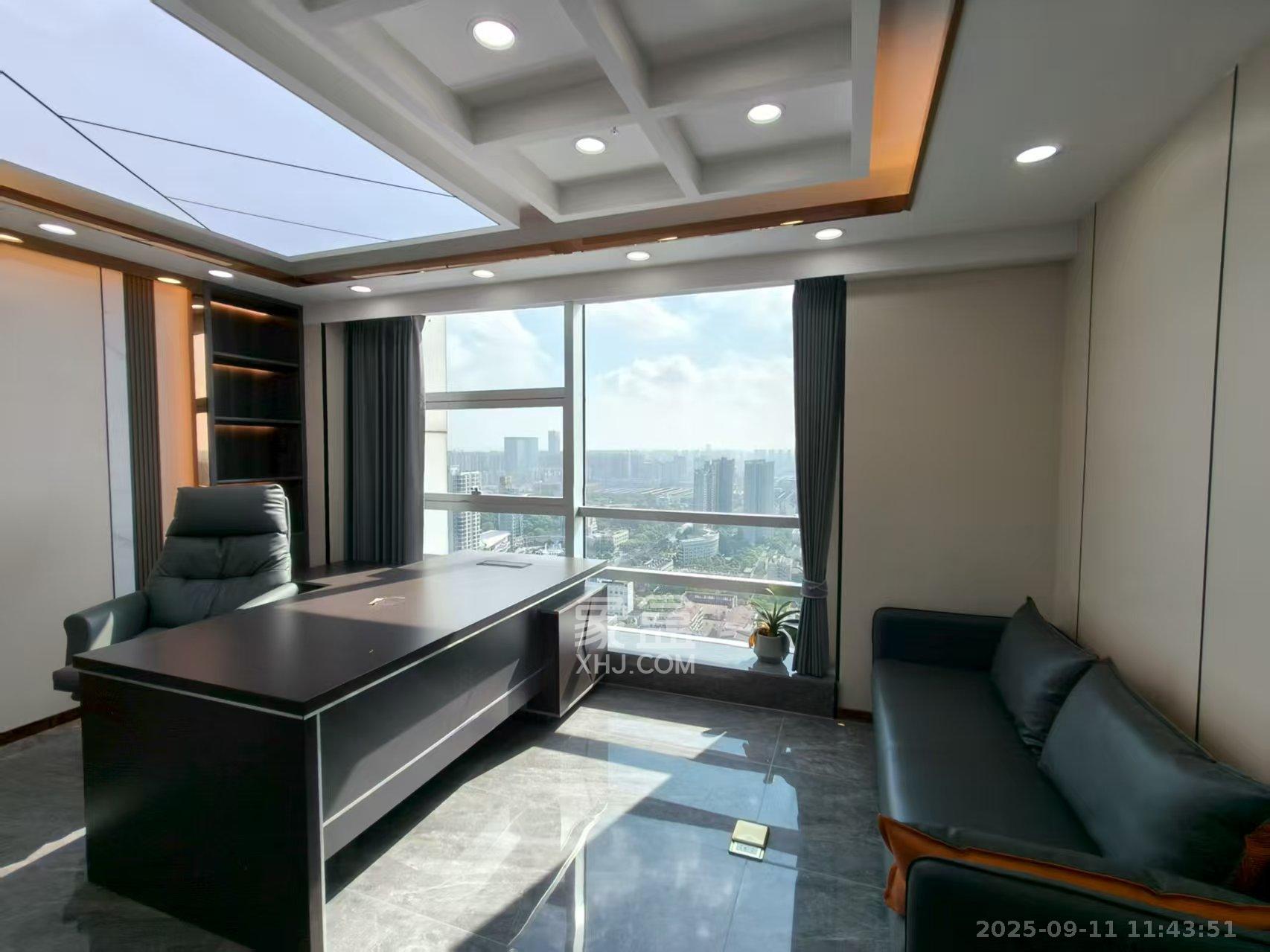 明城广场   218.0㎡      11000.0元/月