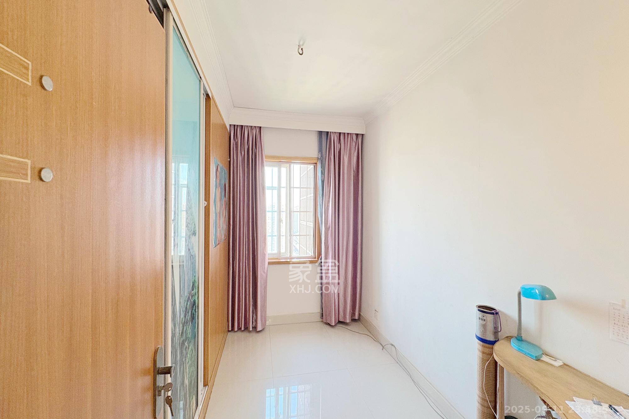 星典时代  3室2厅2卫    87.8万其他