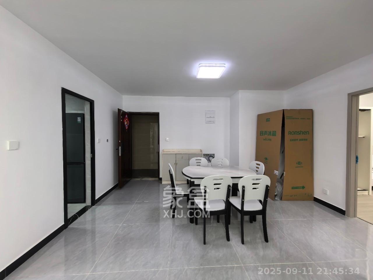 保利东郡  0室0厅0卫    2500.0元/月室内图